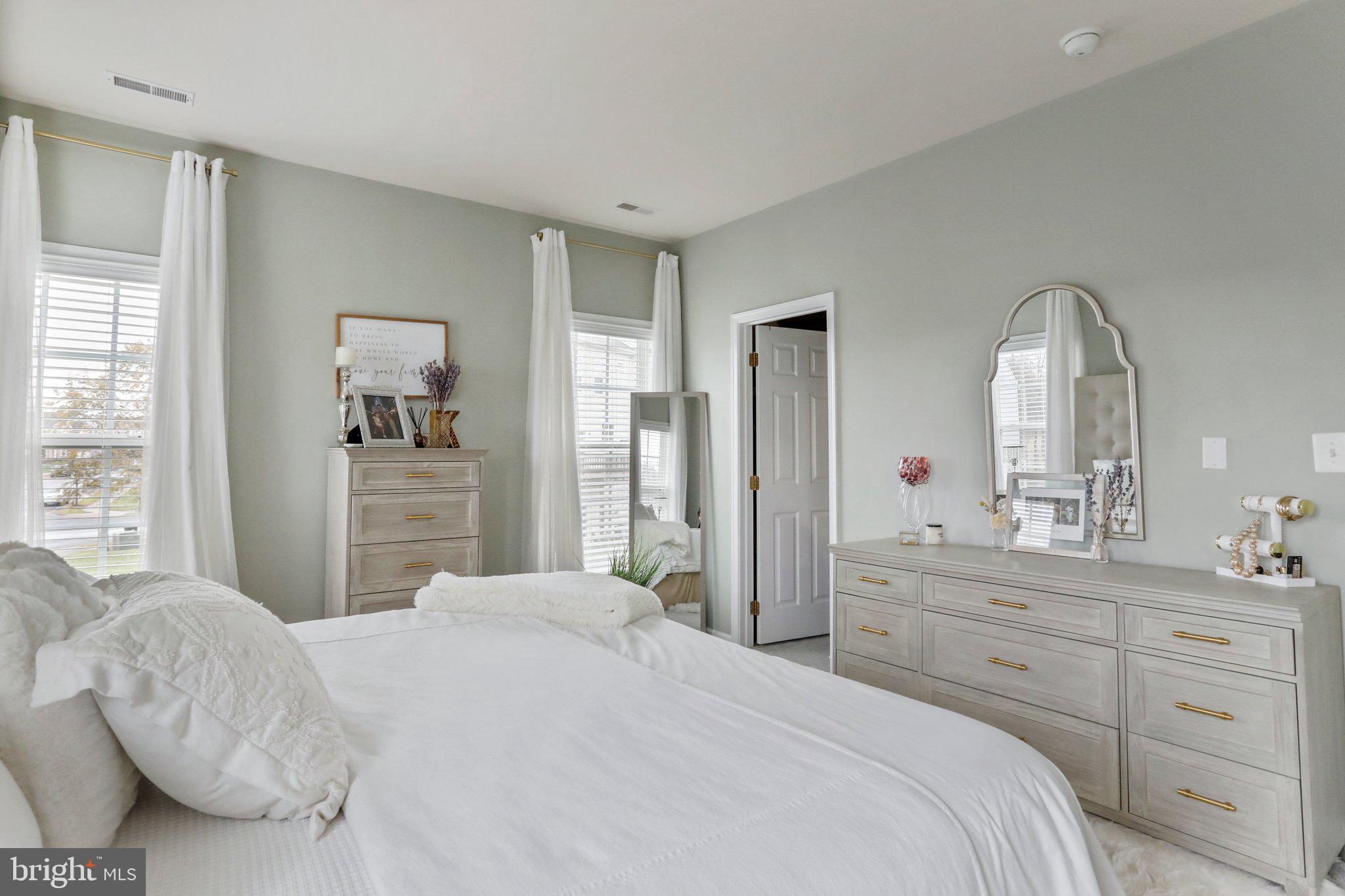 MARTINSBURG STATION - Residential