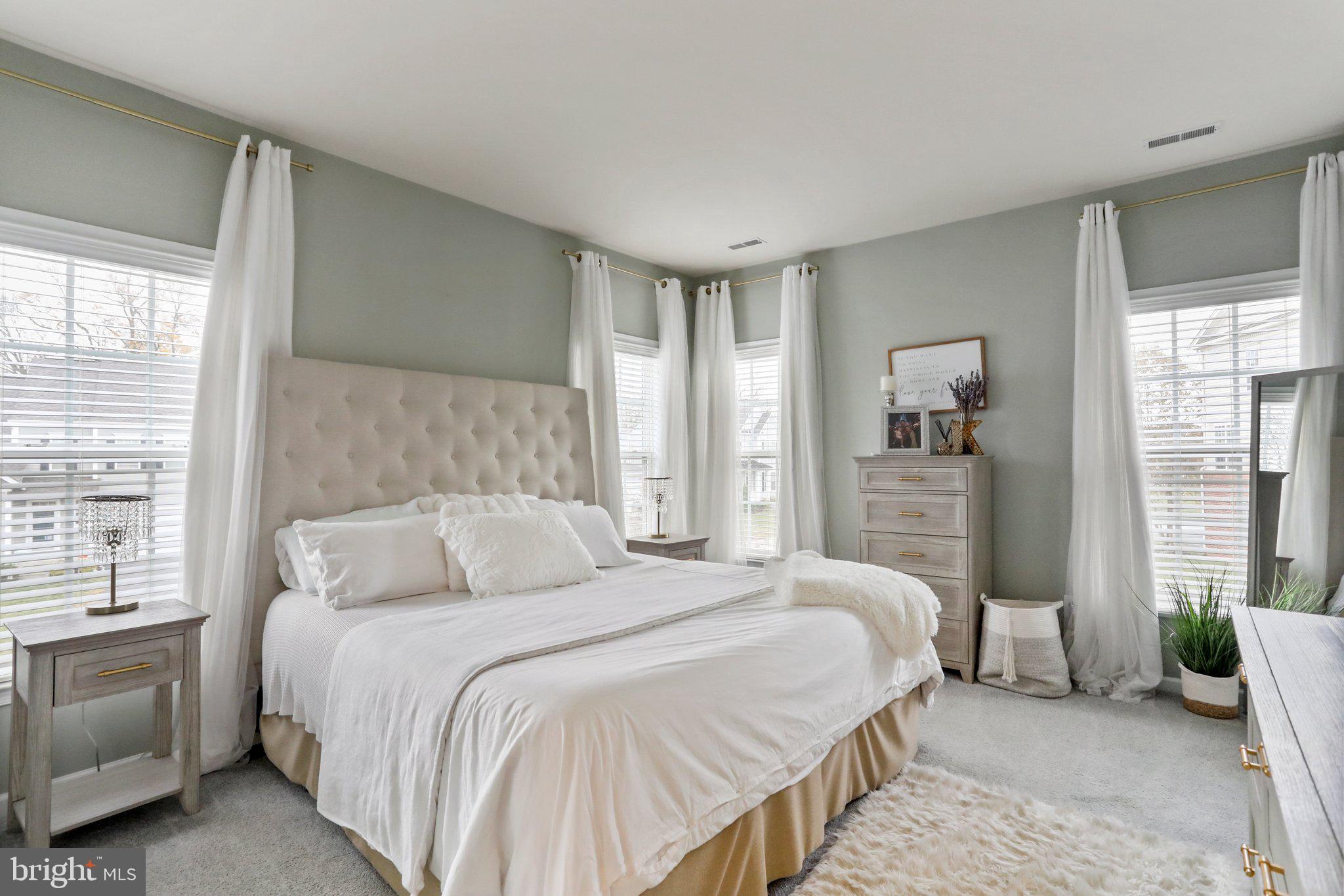 MARTINSBURG STATION - Residential