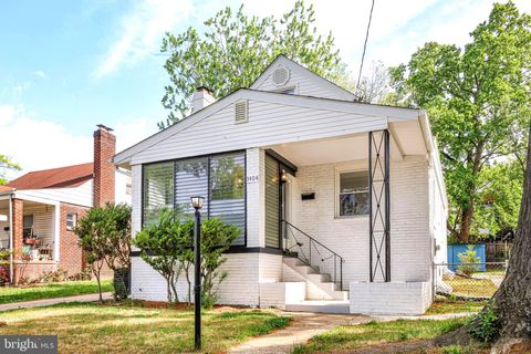 Photo of 3404 Lancer Drive, HYATTSVILLE, MD 20782 (MLS # MDPG2198372)