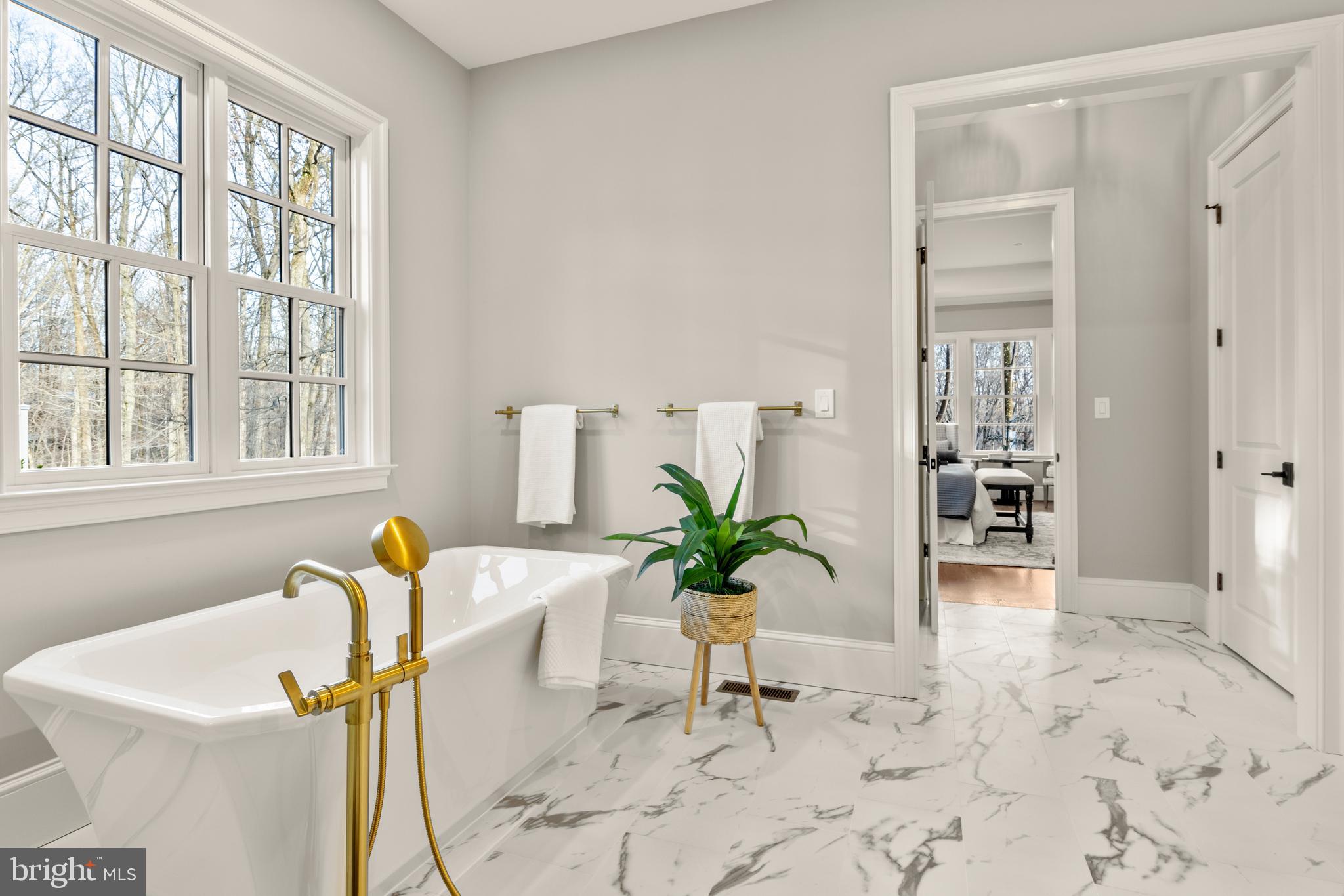 MERRY GO ROUND FARM - Residential