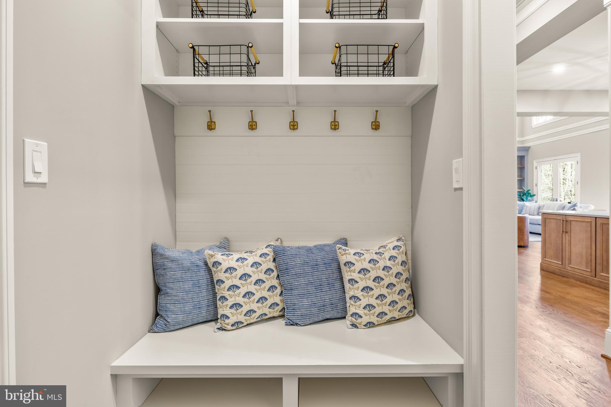 MERRY GO ROUND FARM - Residential