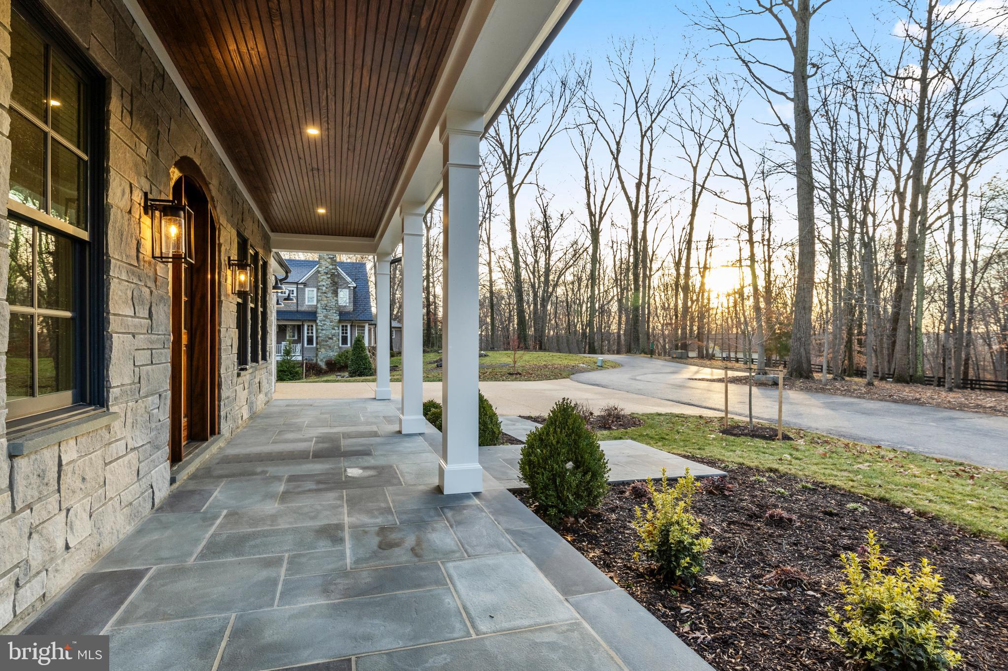 MERRY GO ROUND FARM - Residential