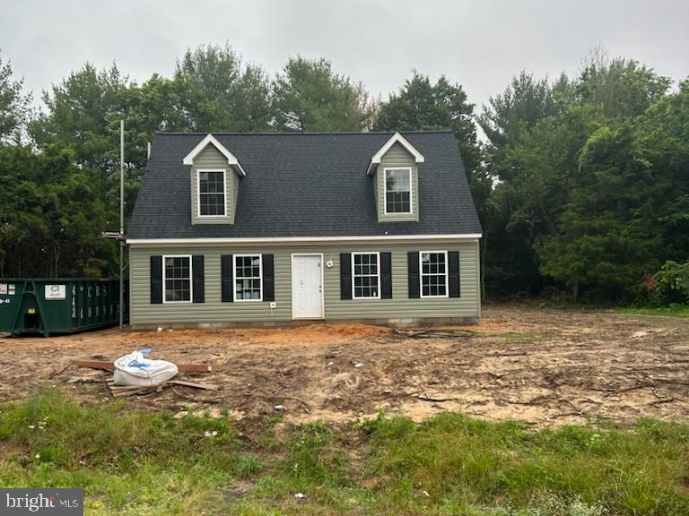 Why settle for outdated or overpriced when you can own brand-new construction in a waterfront community just minutes from historic Chestertown? This 3-bed, 2.5-bath Cape Cod in Chester River Heights is designed for easy, elegant living—featuring an open floor plan, main-level primary suite with walk-in closet and attached bath, and luxe finishes throughout. Enjoy luxury vinyl plank flooring, granite counters, white shaker cabinets, and stainless steel appliances. Upstairs offers two oversized bedrooms and a full bath—perfect for guests or family. Located in a water-oriented community. Just minutes to from Chestertown’s vibrant downtown with its shops, galleries, cafes, farmers market, and historic charm and Historic Millington. No renovations, no compromises—just move in and enjoy the lifestyle you deserve.