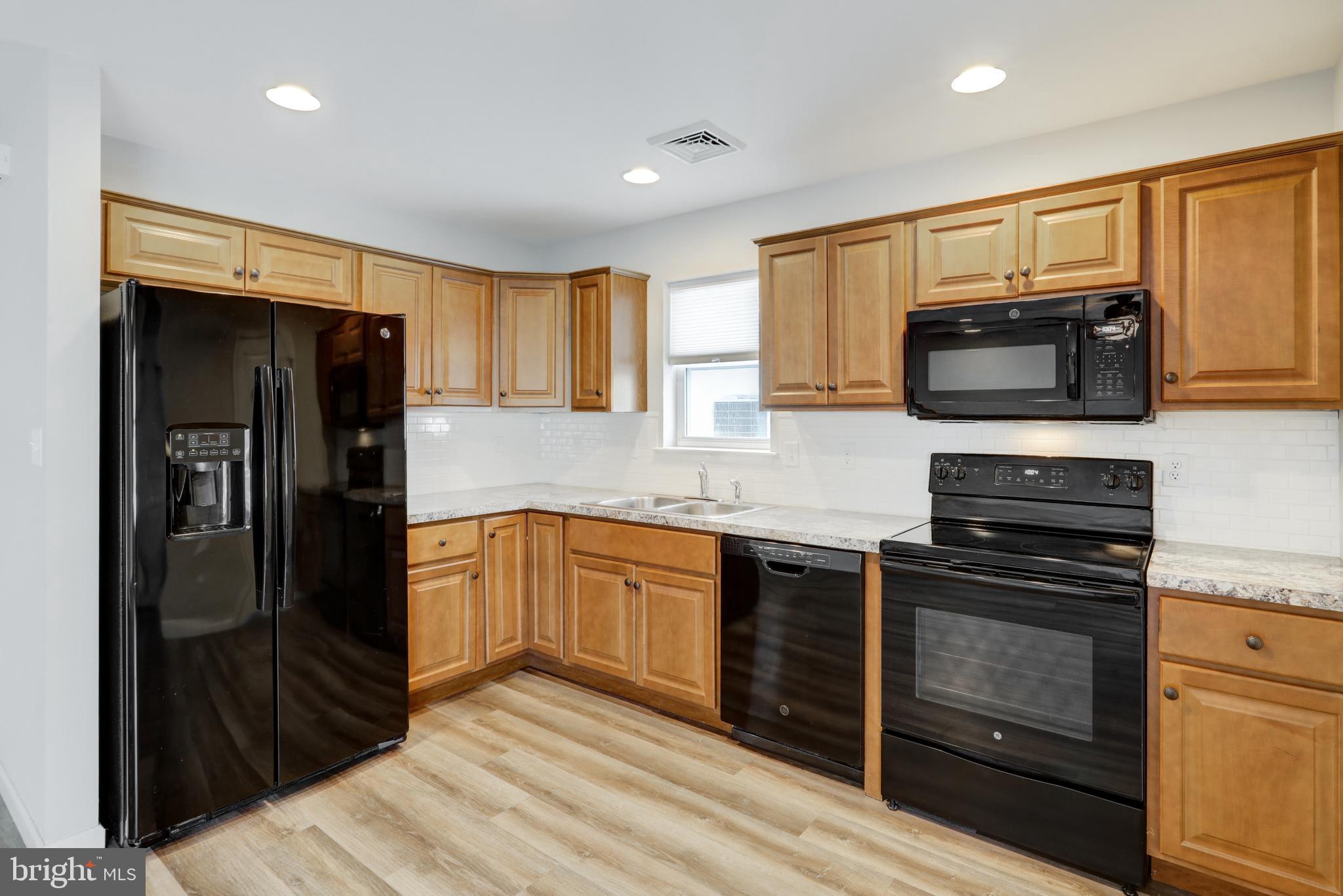 SUMMERFIELD - Residential