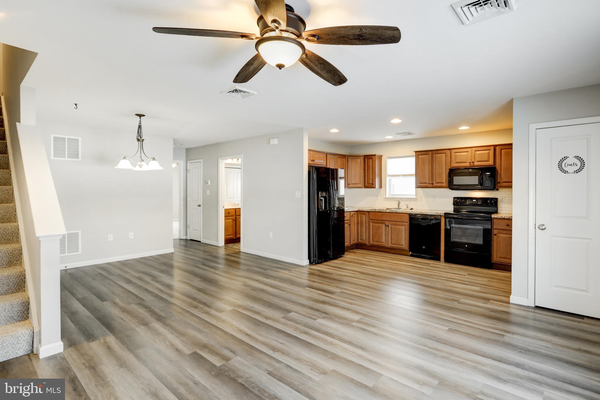 SUMMERFIELD - Residential