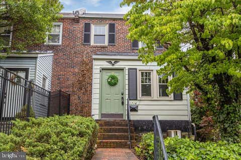 Townhouse For Sale - 1714 Beech Street<br/> WILMINGTON, DE 19805