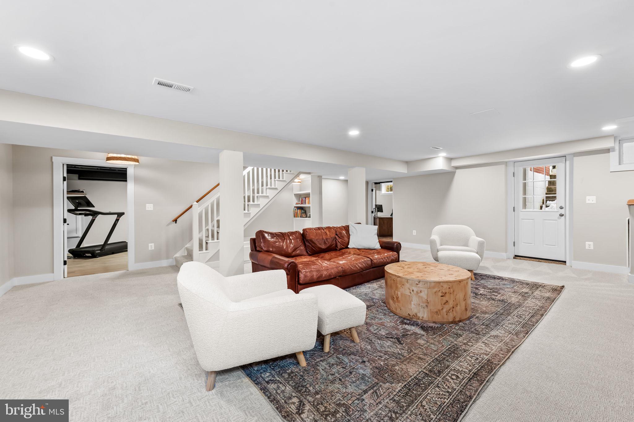 HOMELAND HISTORIC DISTRICT - Residential