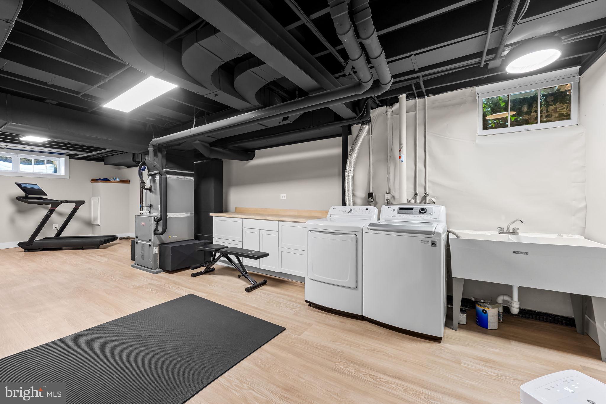 HOMELAND HISTORIC DISTRICT - Residential