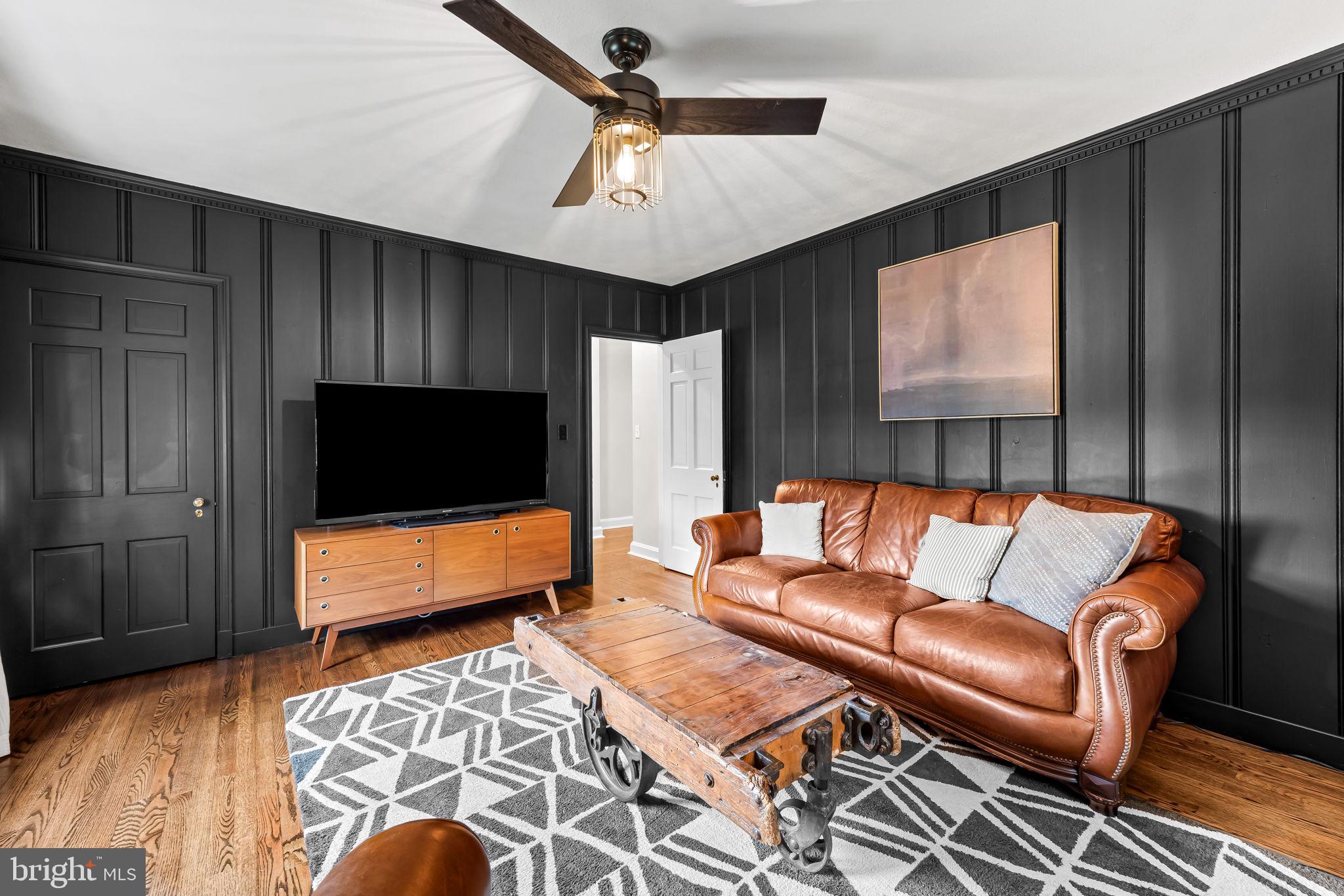 HOMELAND HISTORIC DISTRICT - Residential