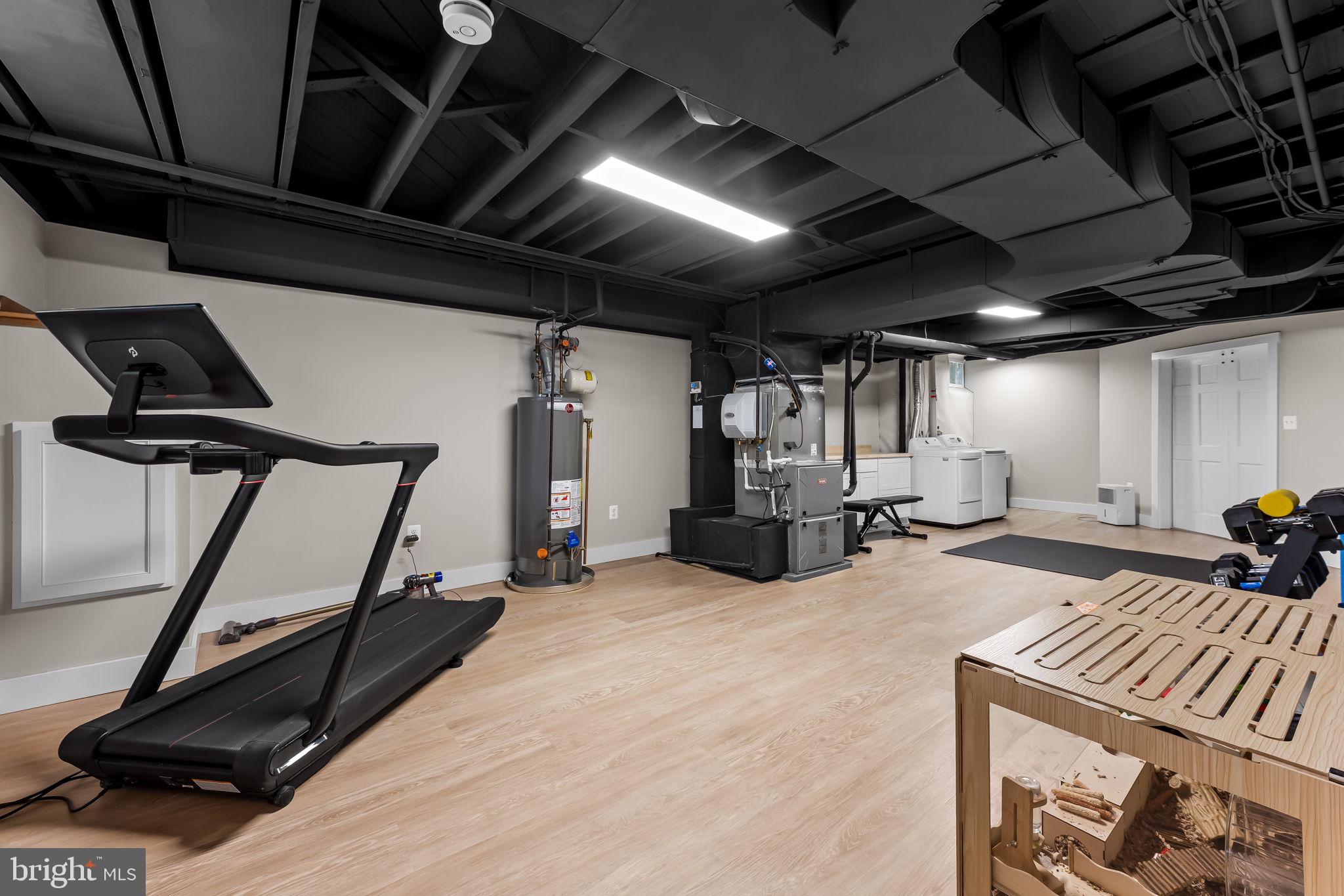 HOMELAND HISTORIC DISTRICT - Residential