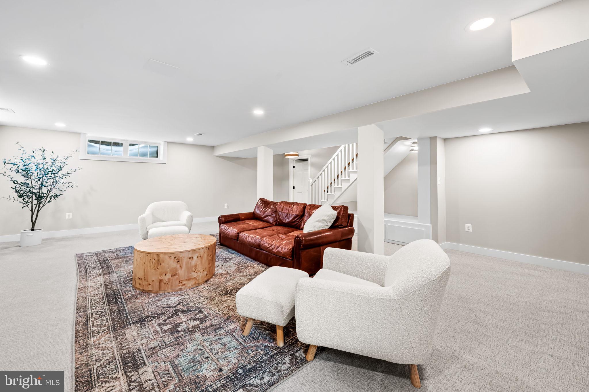 HOMELAND HISTORIC DISTRICT - Residential