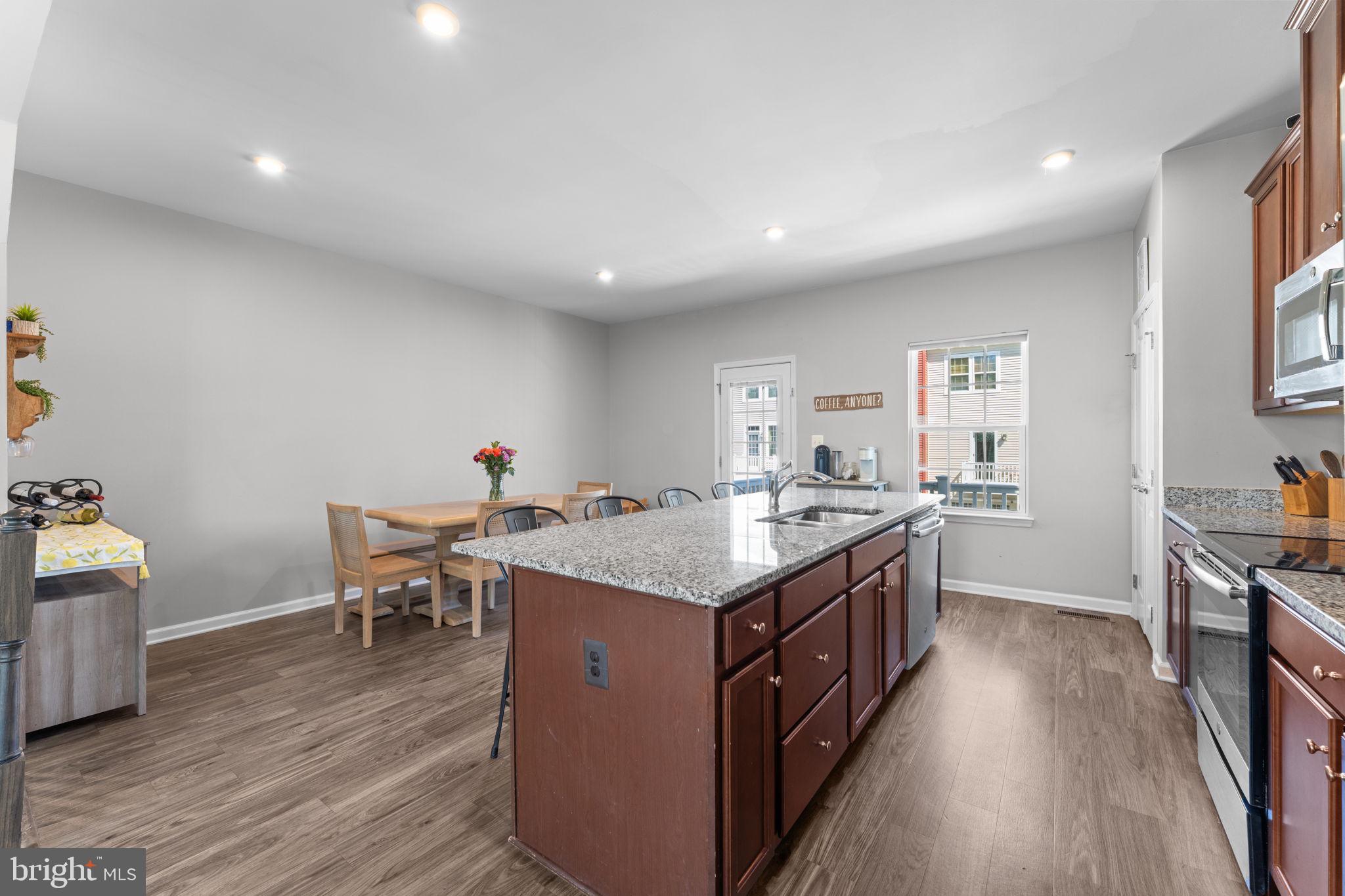 MINTBROOK - Residential