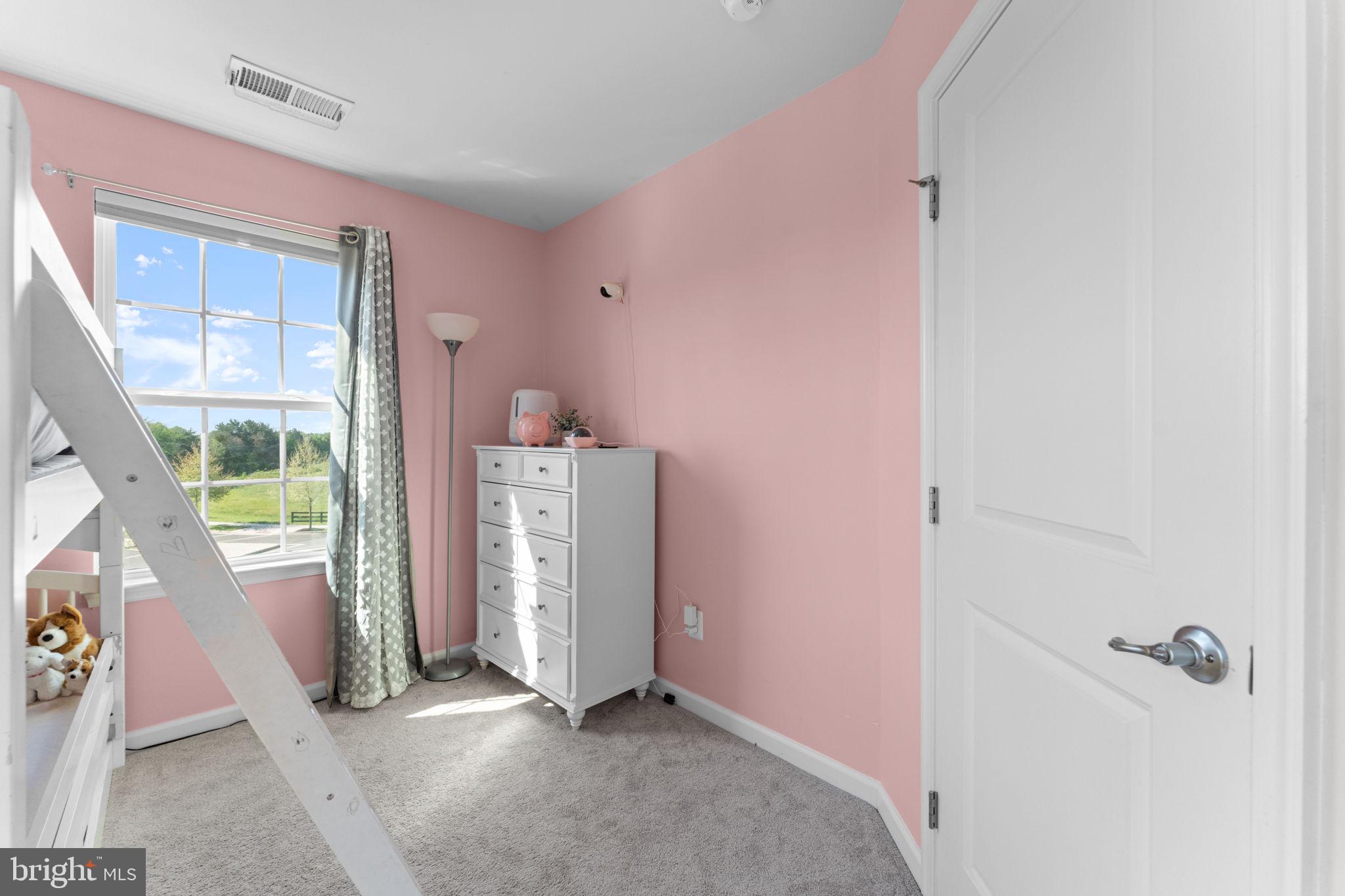 MINTBROOK - Residential