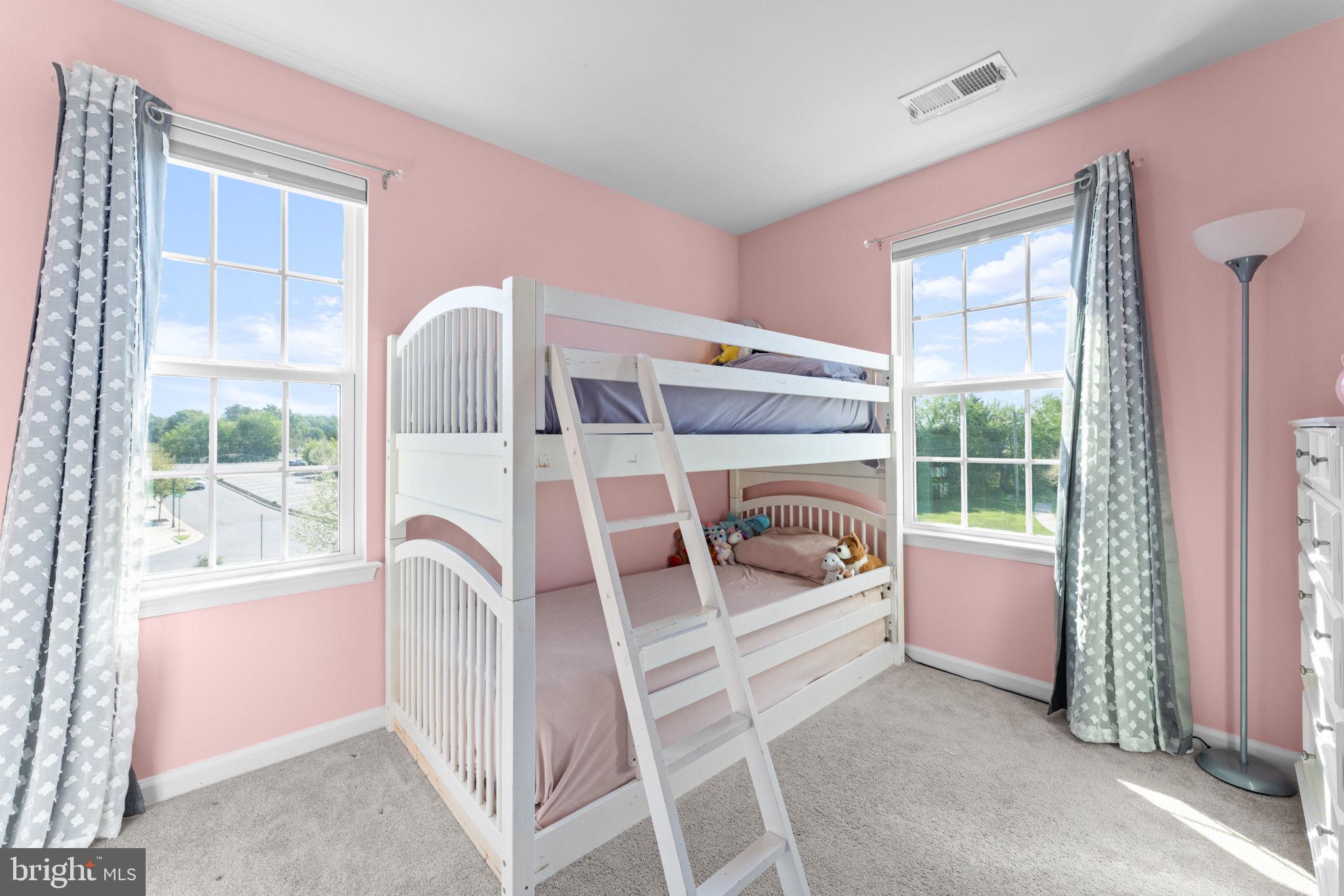 MINTBROOK - Residential