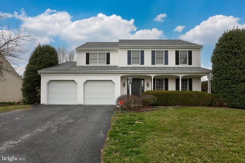 Photo of 1039 WHITEMARSH DR, LANCASTER, PA 17601 (MLS # PALA2031508)