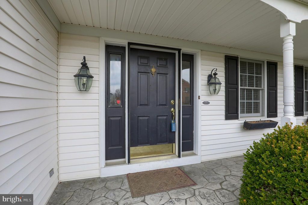 Photo of 1039 WHITEMARSH DR, LANCASTER, PA 17601 (MLS # PALA2031508)