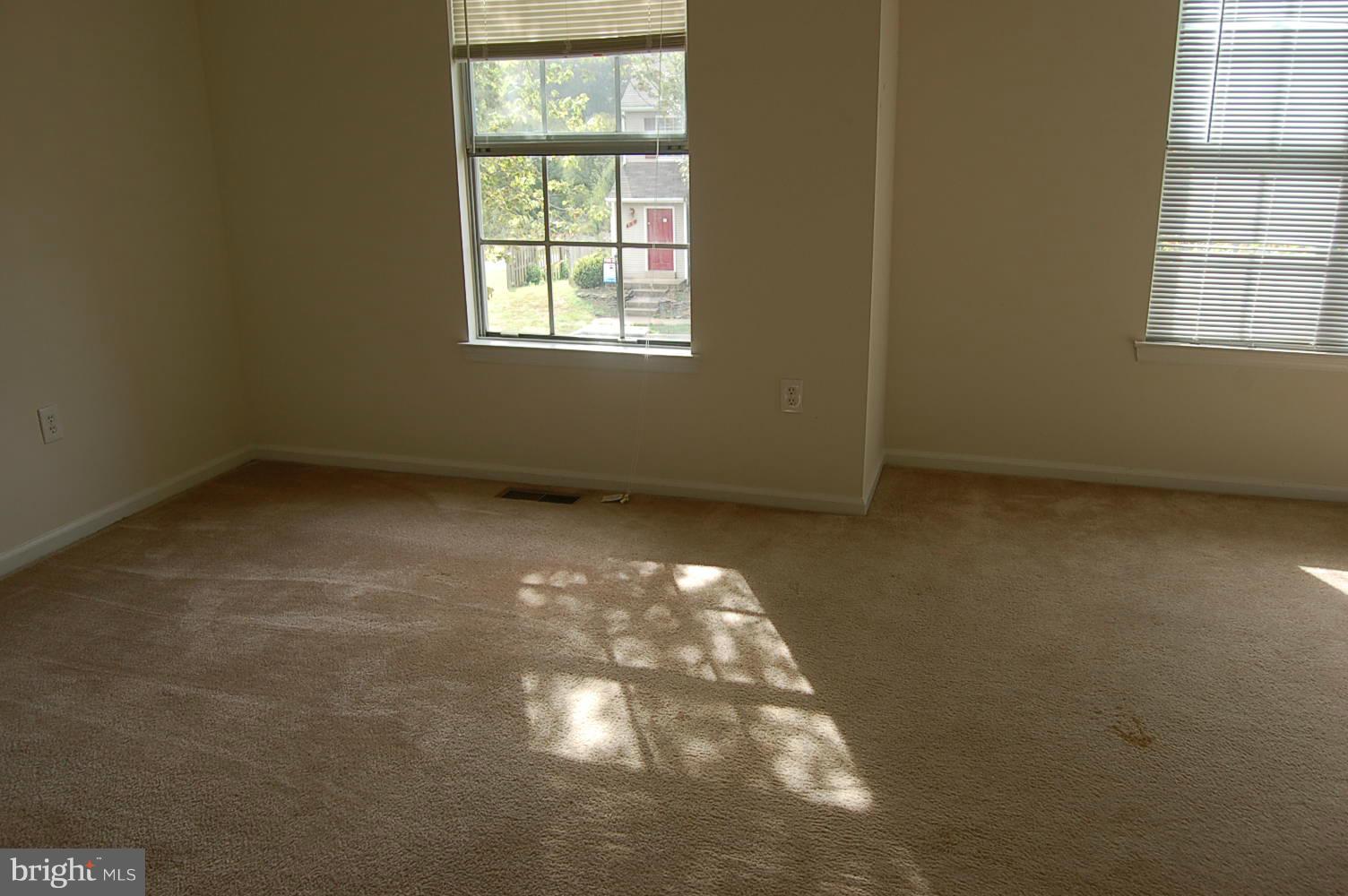 HERITAGE COMMONS - Residential