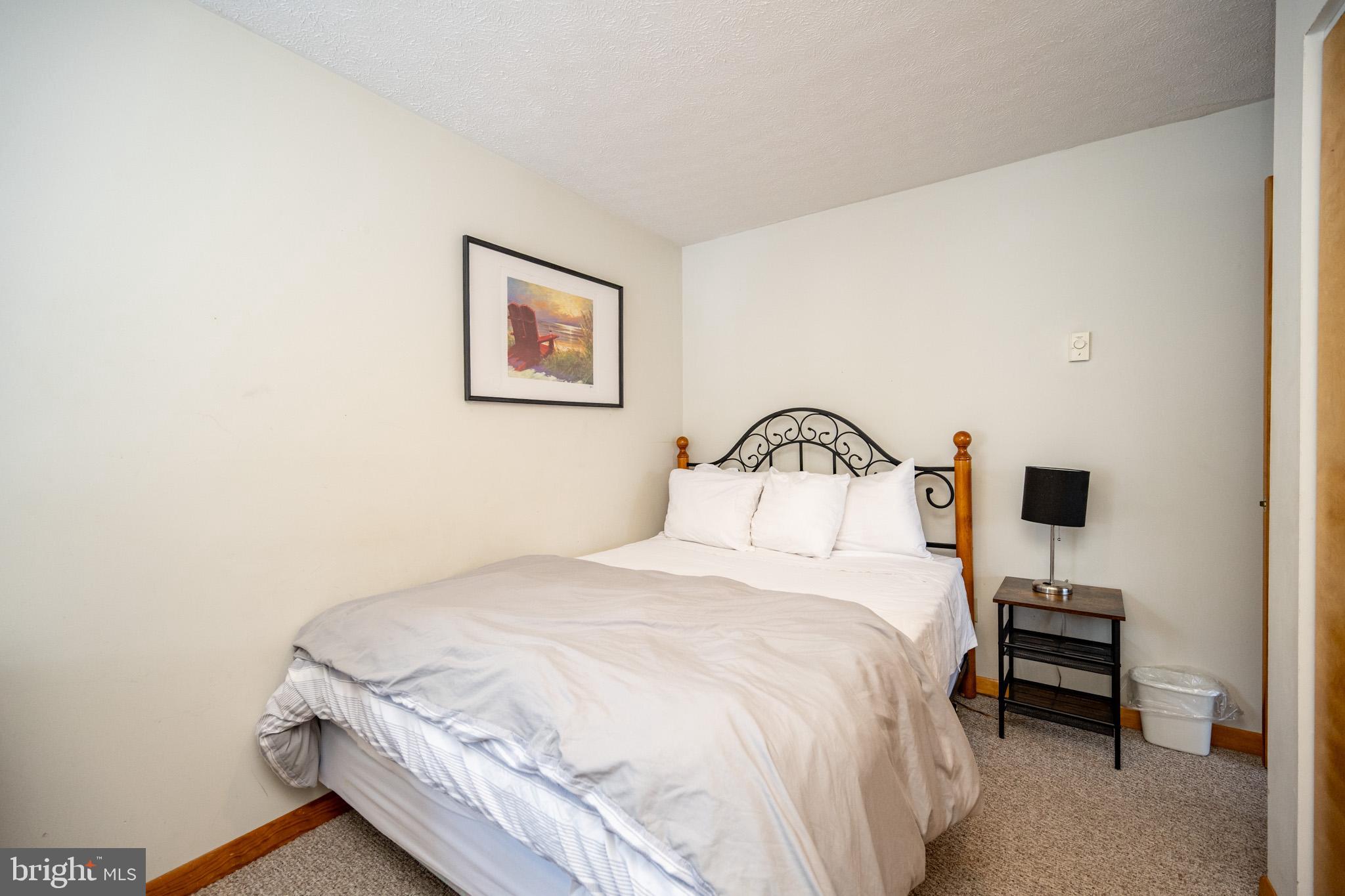 TRADERS LANDING - Residential