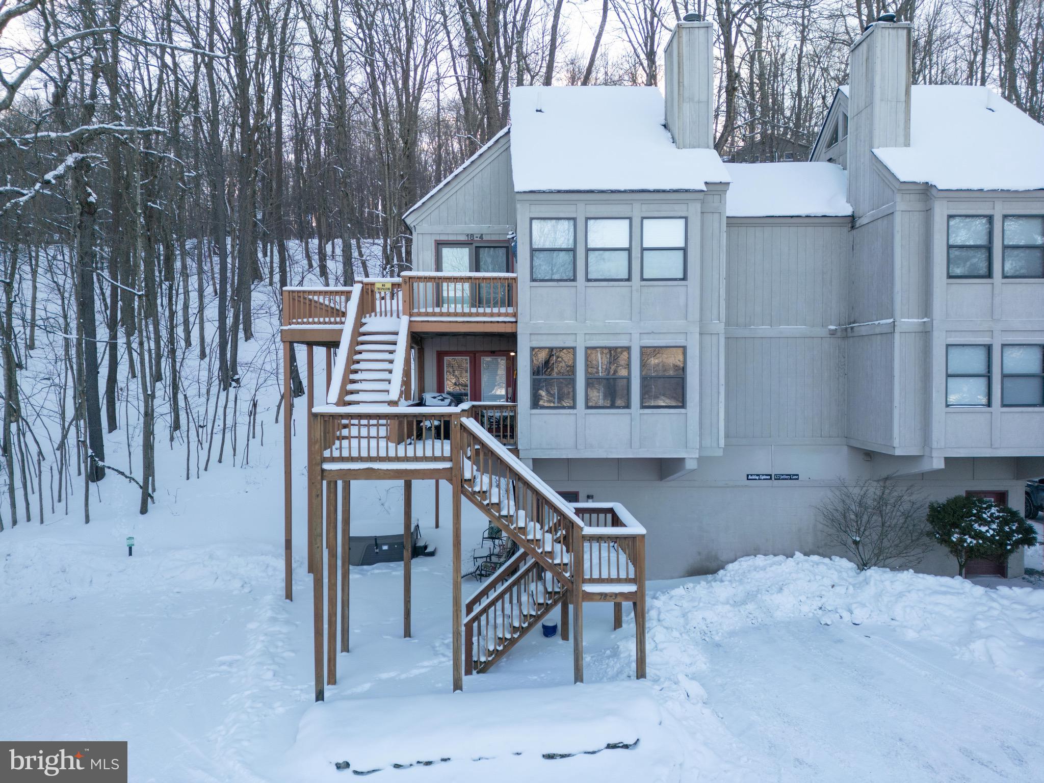 127 JEFFREY LANE 18C