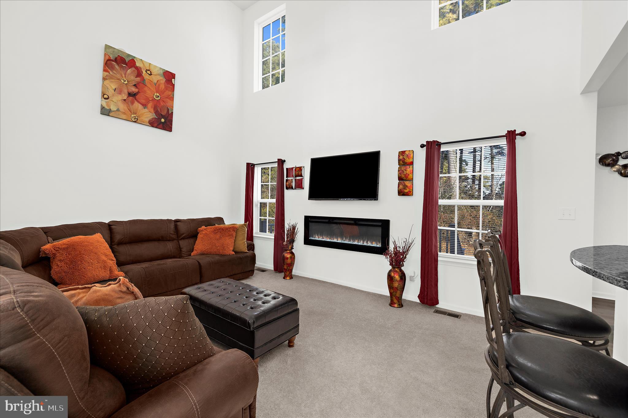 LONGBOAT ESTATES - Residential