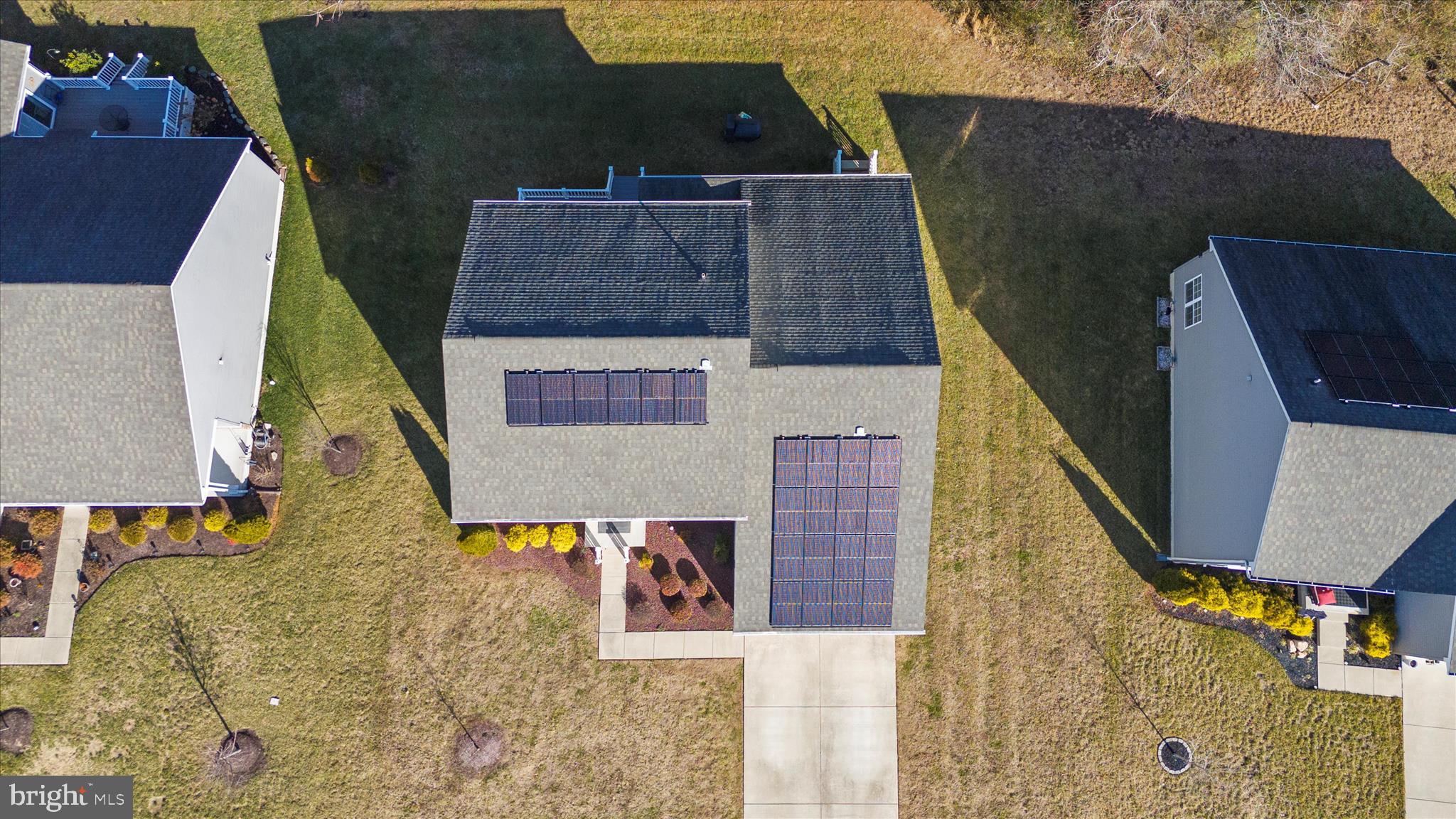 LONGBOAT ESTATES - Residential