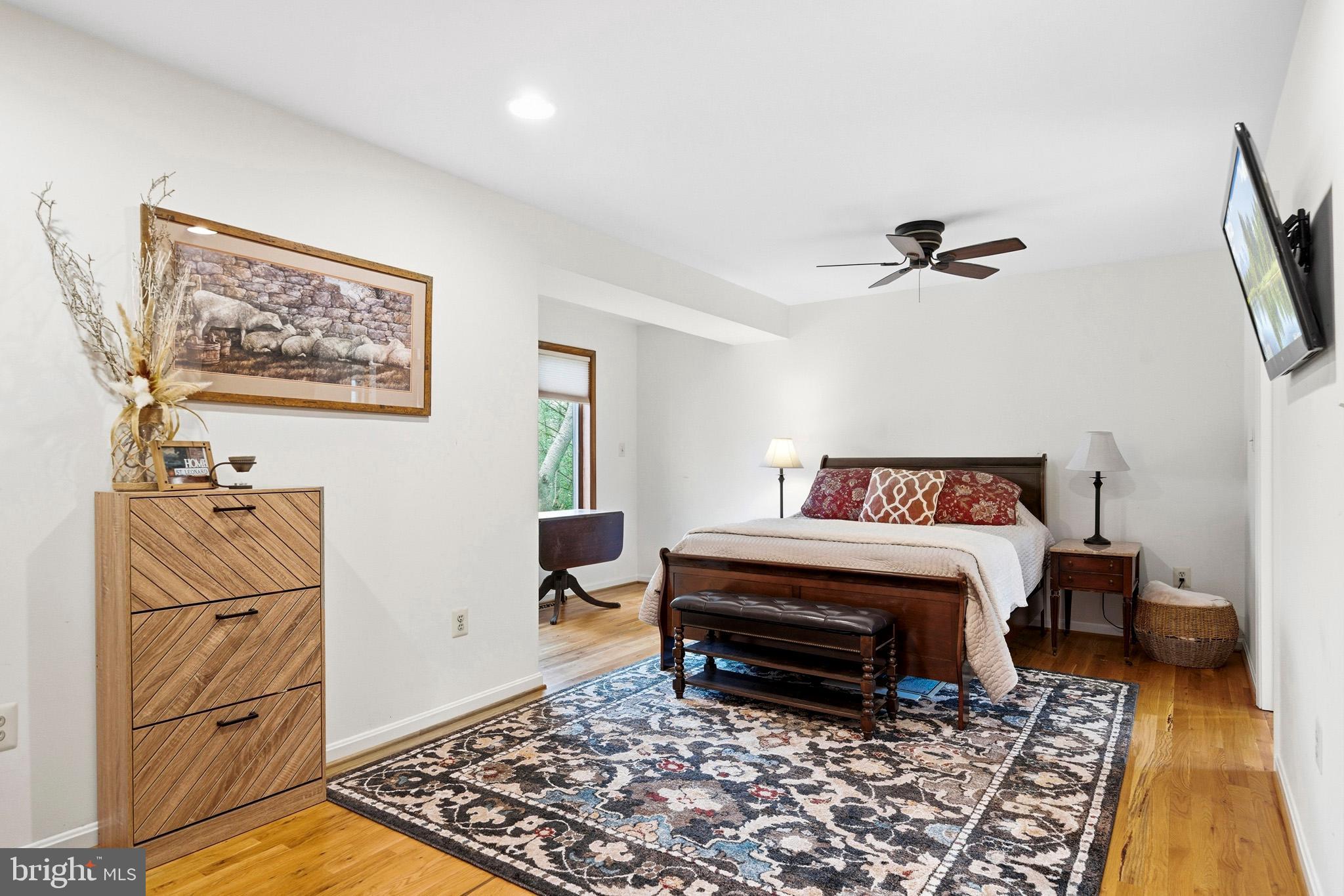 ST LEONARD SHORES - Residential