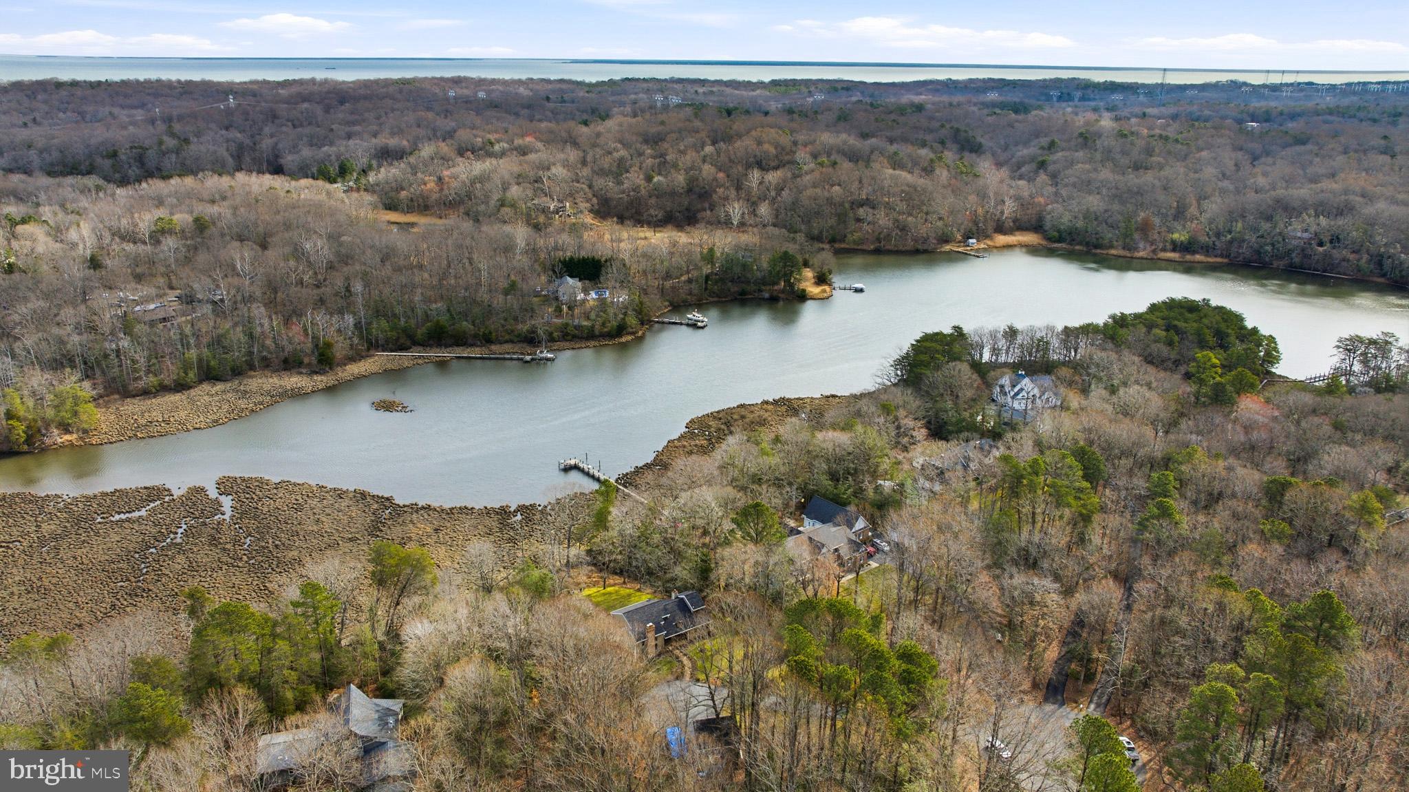 ST LEONARD SHORES - Residential