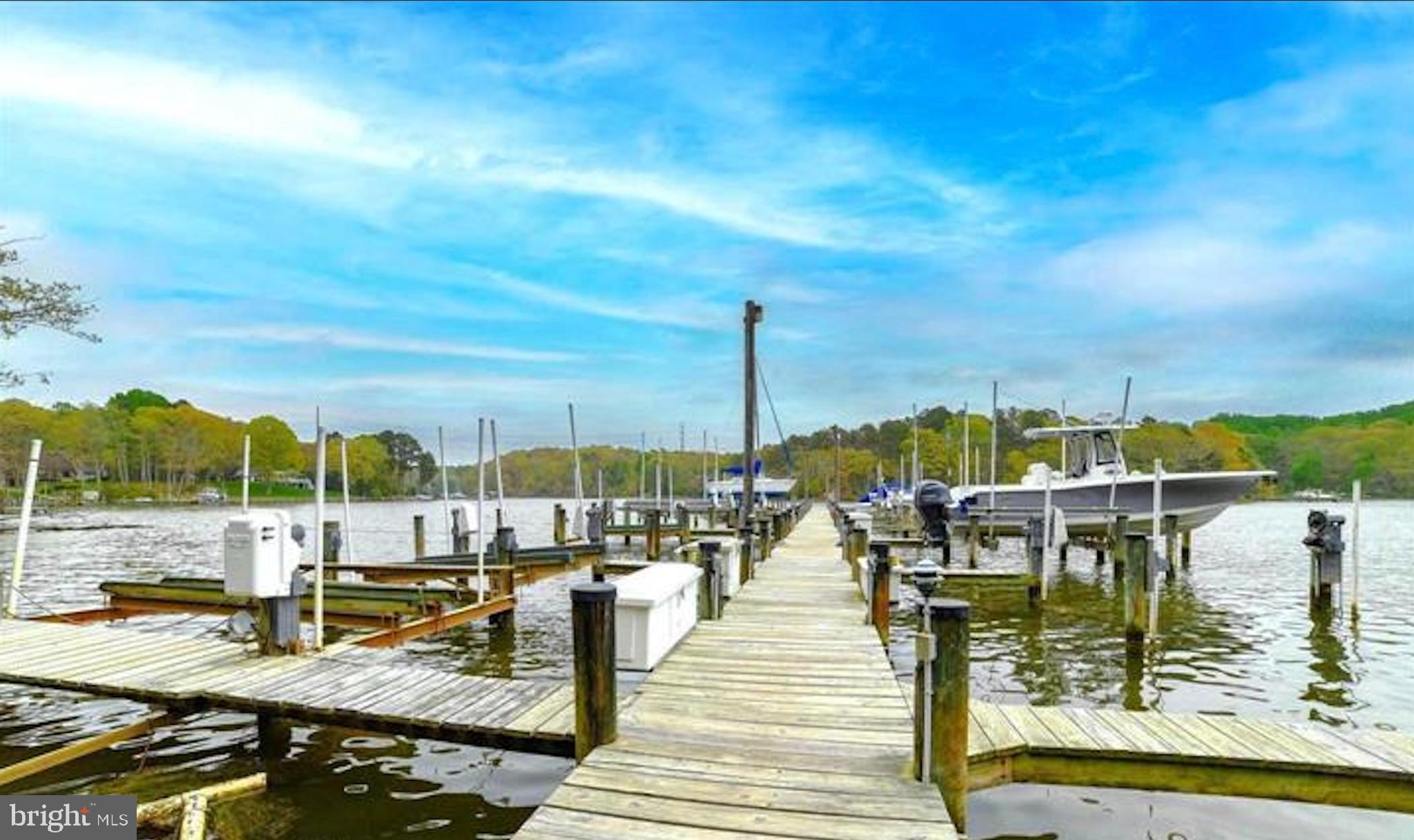 ST LEONARD SHORES - Residential