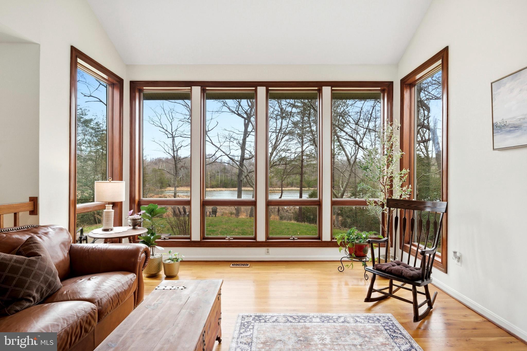 ST LEONARD SHORES - Residential