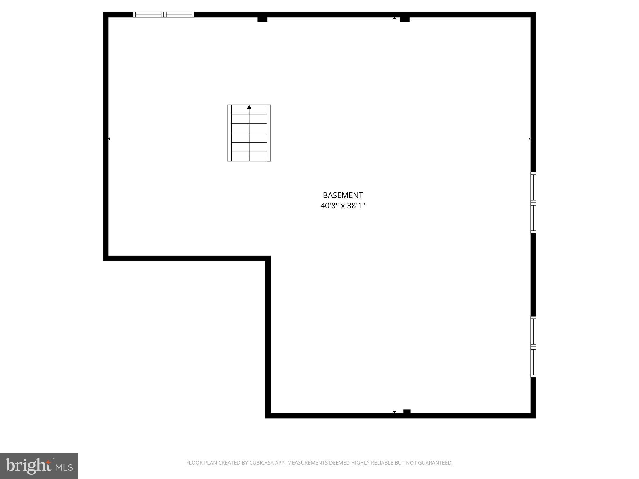 HALLMARK MANOR - Residential