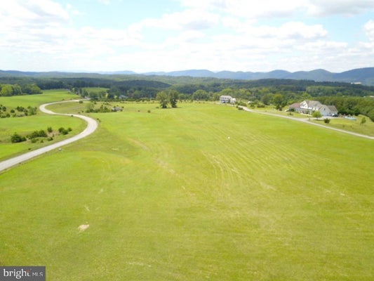 135 MARKWOOD DR, KEYSER, WV 26726 - Image ea0400c28e9cf22d09c787f4359c9db2/2177621809
