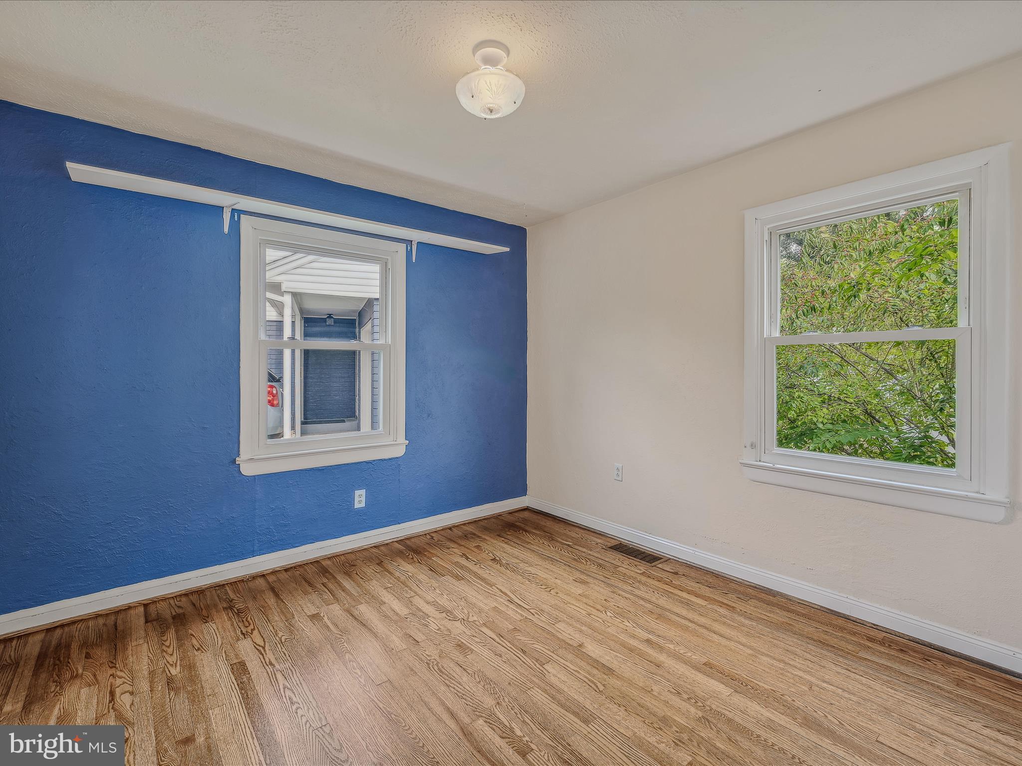 BERKELEY MANOR - Residential