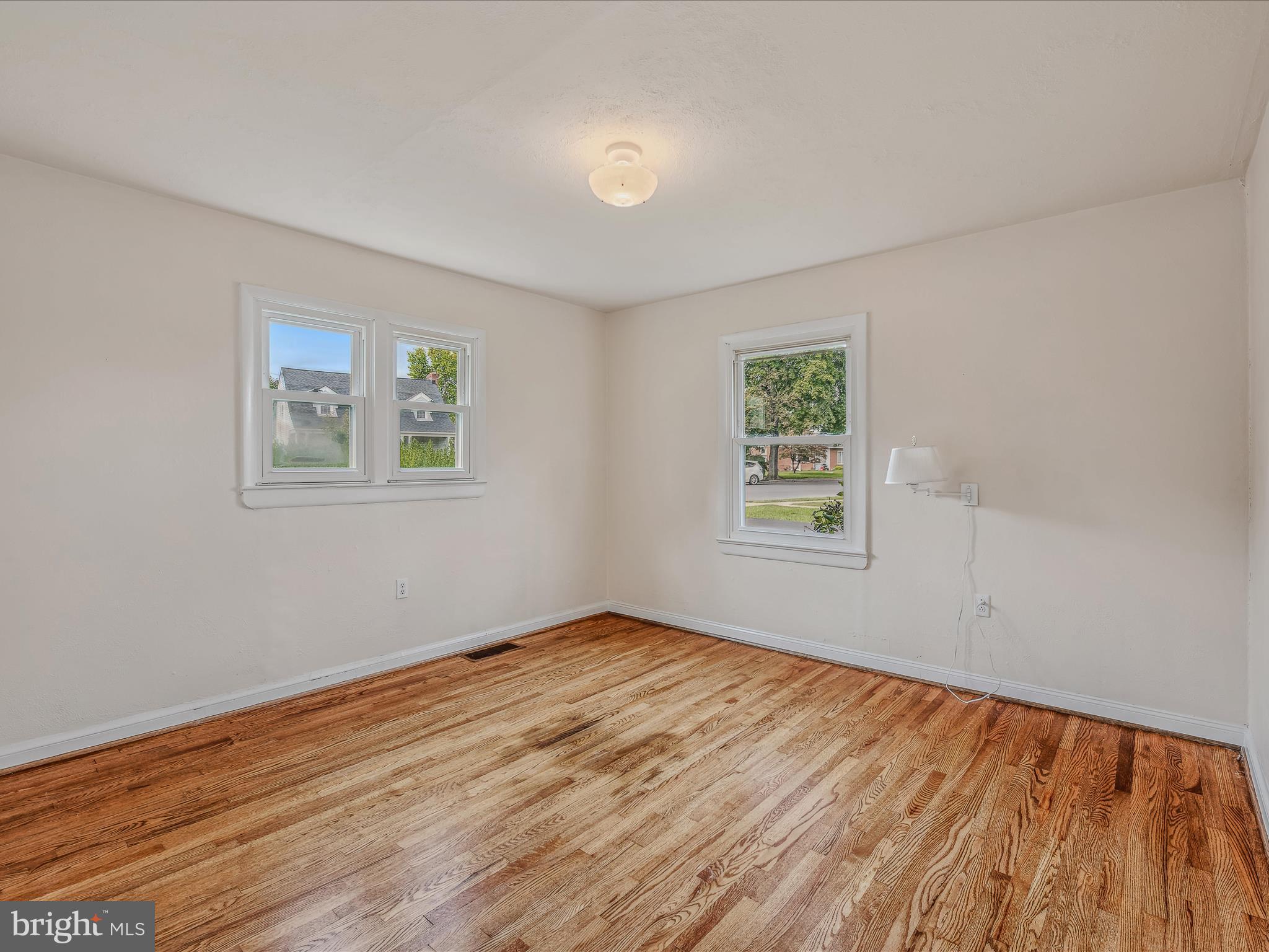 BERKELEY MANOR - Residential