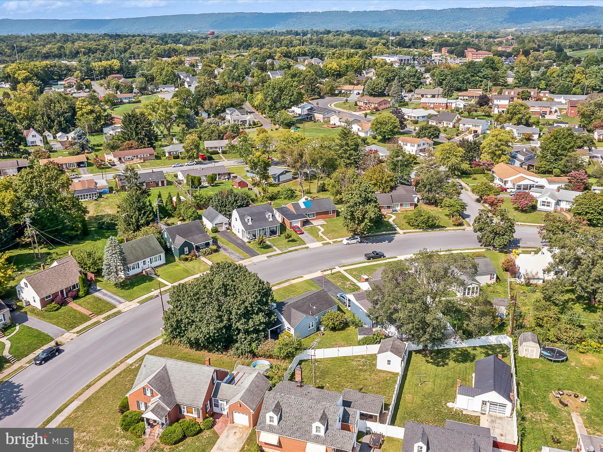 BERKELEY MANOR - Residential