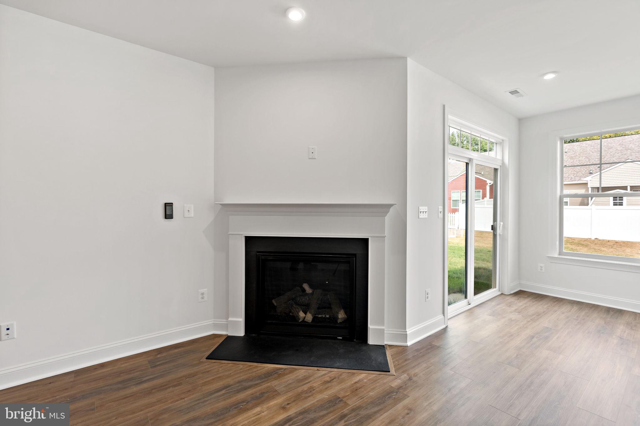 ROSEHILL MANOR - Residential