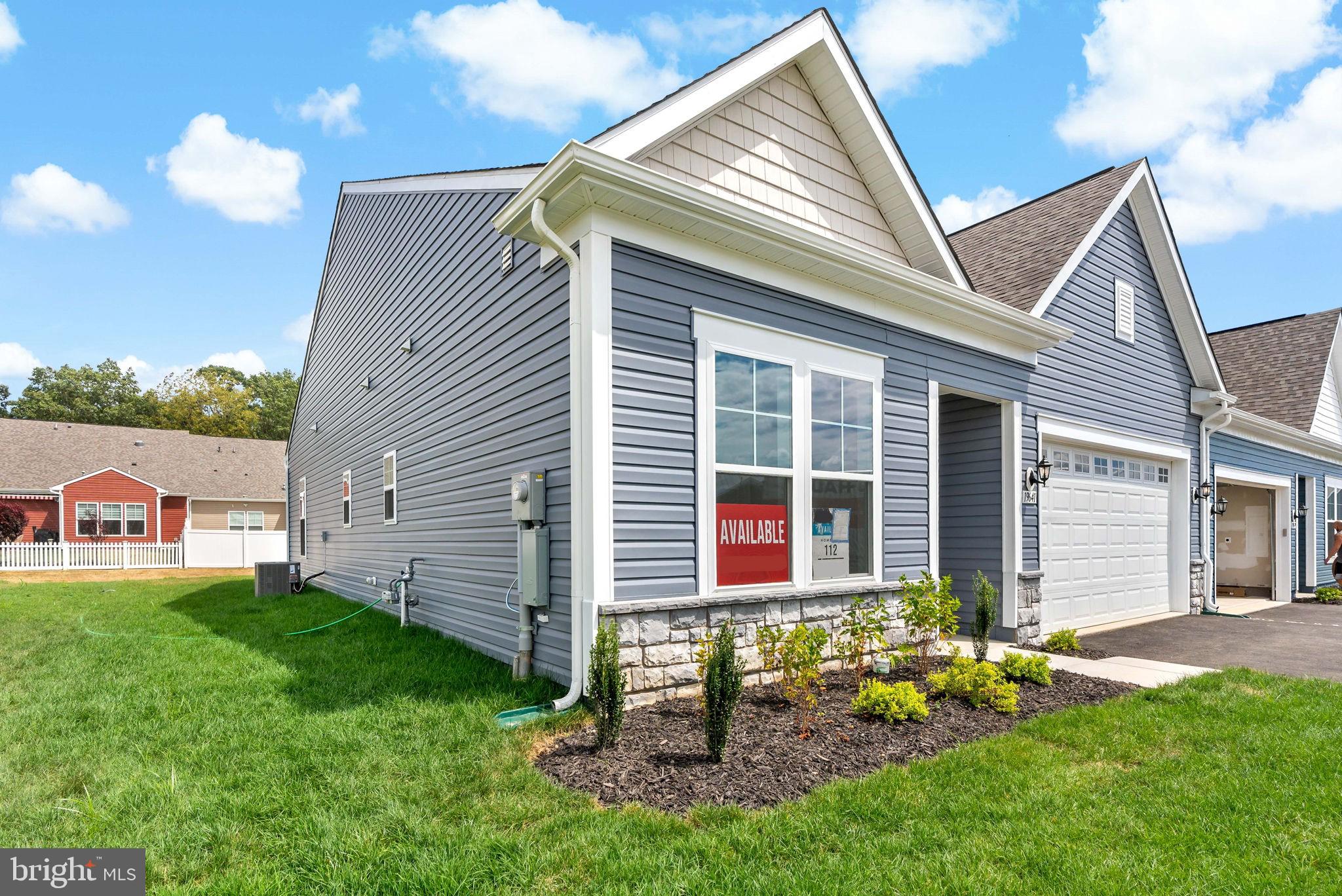 ROSEHILL MANOR - Residential