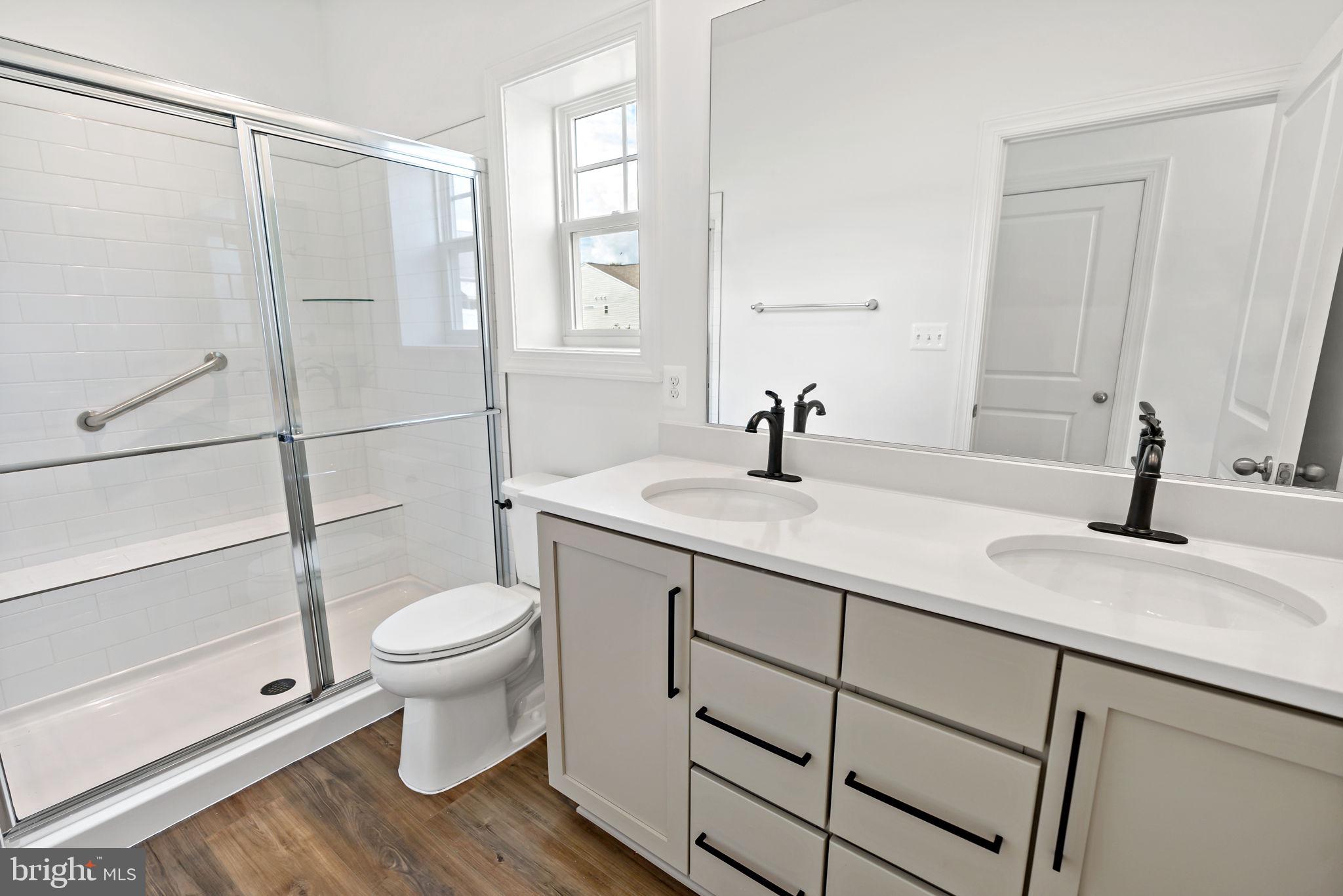 ROSEHILL MANOR - Residential