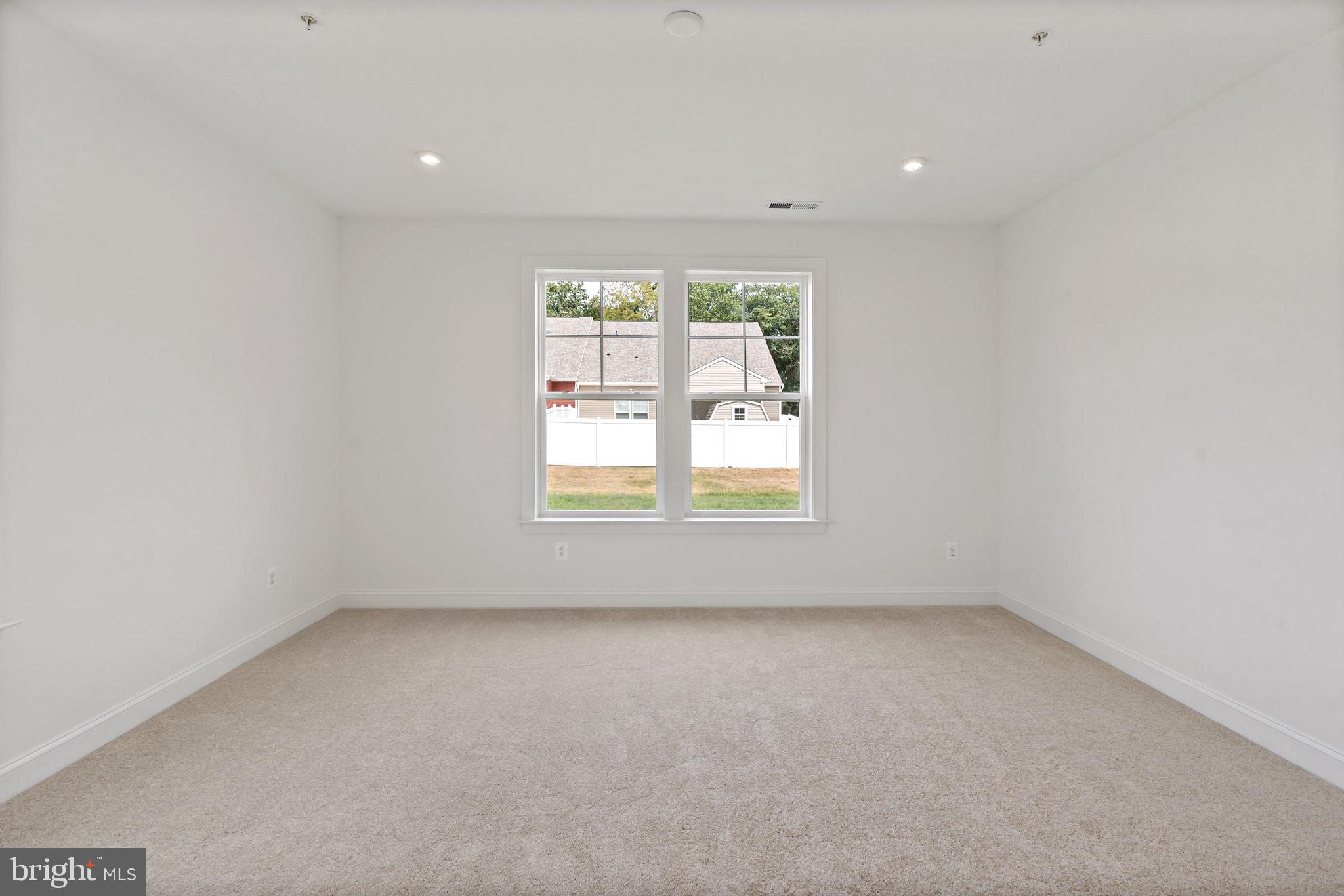 ROSEHILL MANOR - Residential