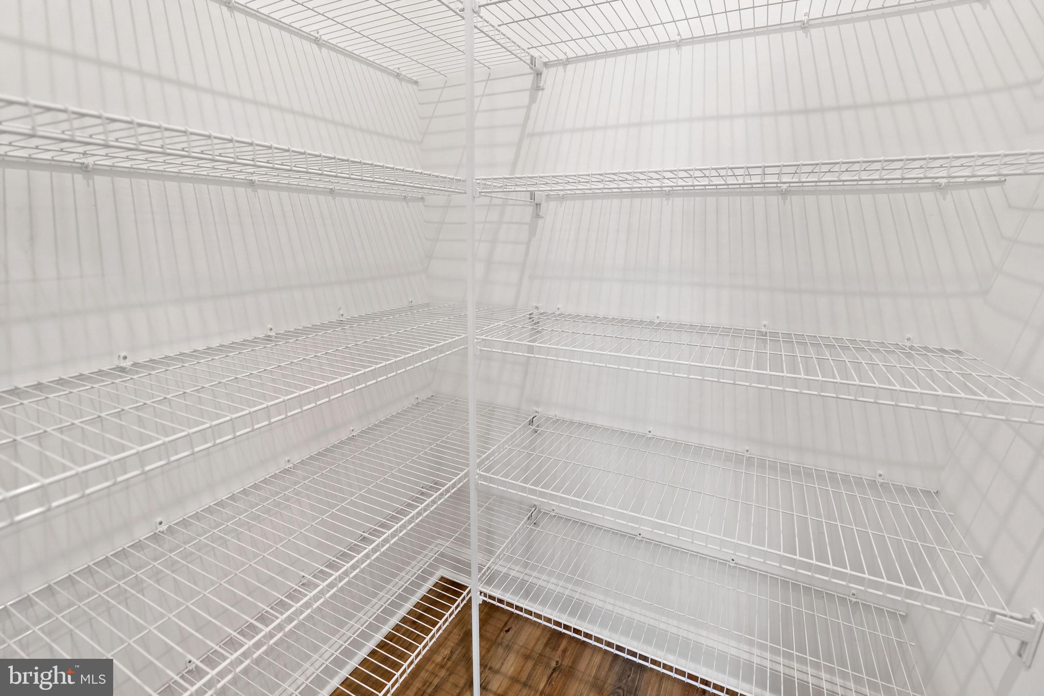 ROSEHILL MANOR - Residential