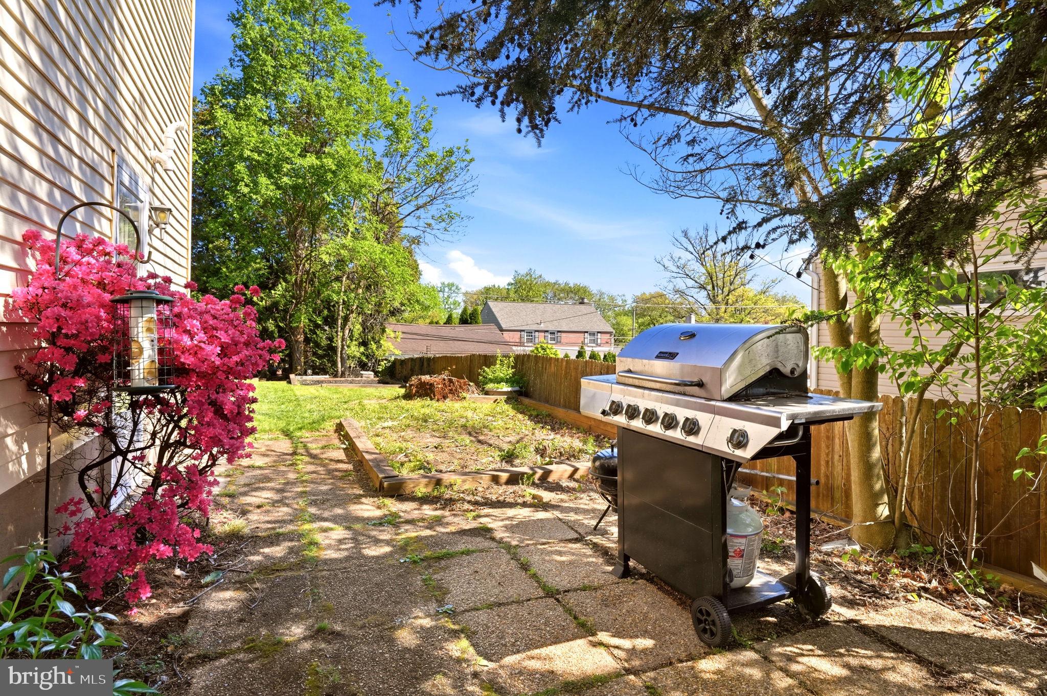 GLENSIDE GARDENS - Residential