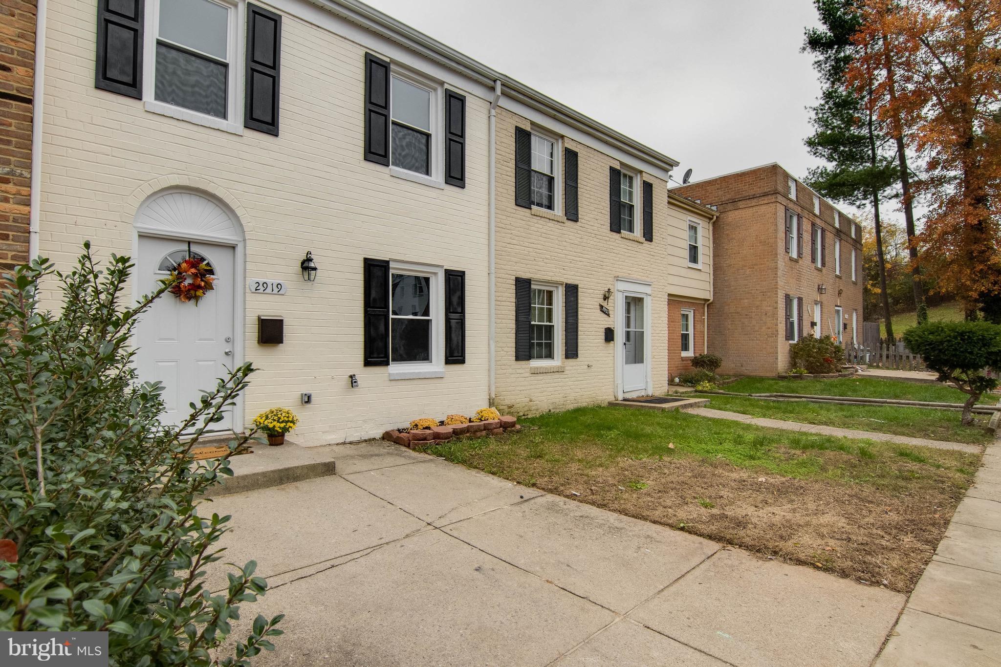 GEORGETOWN VILLAGE - Residential