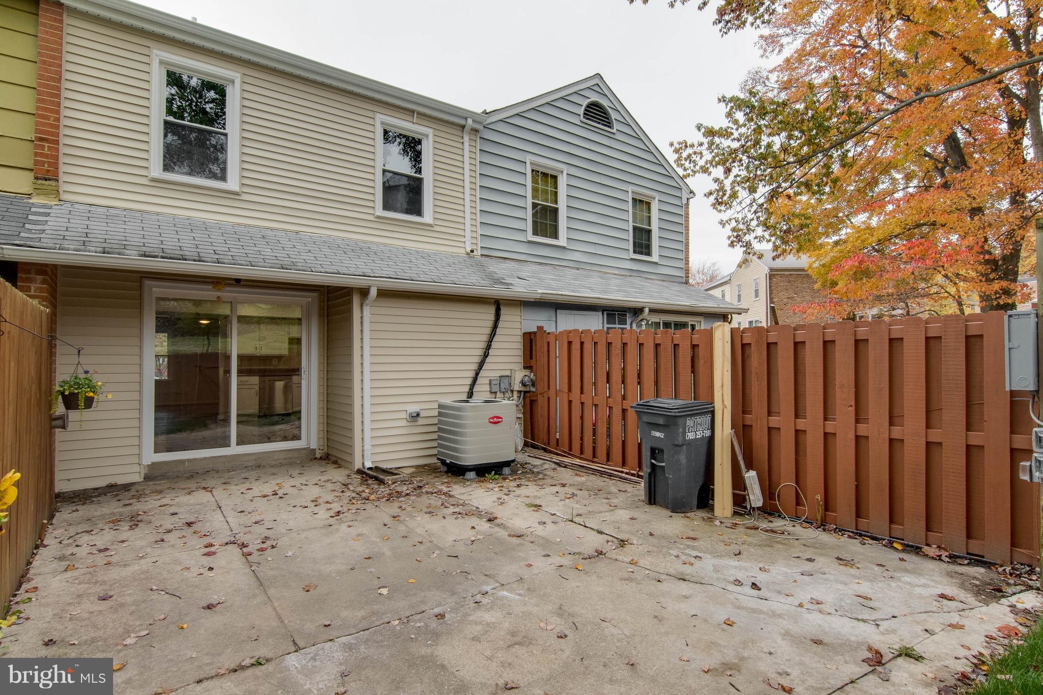 GEORGETOWN VILLAGE - Residential