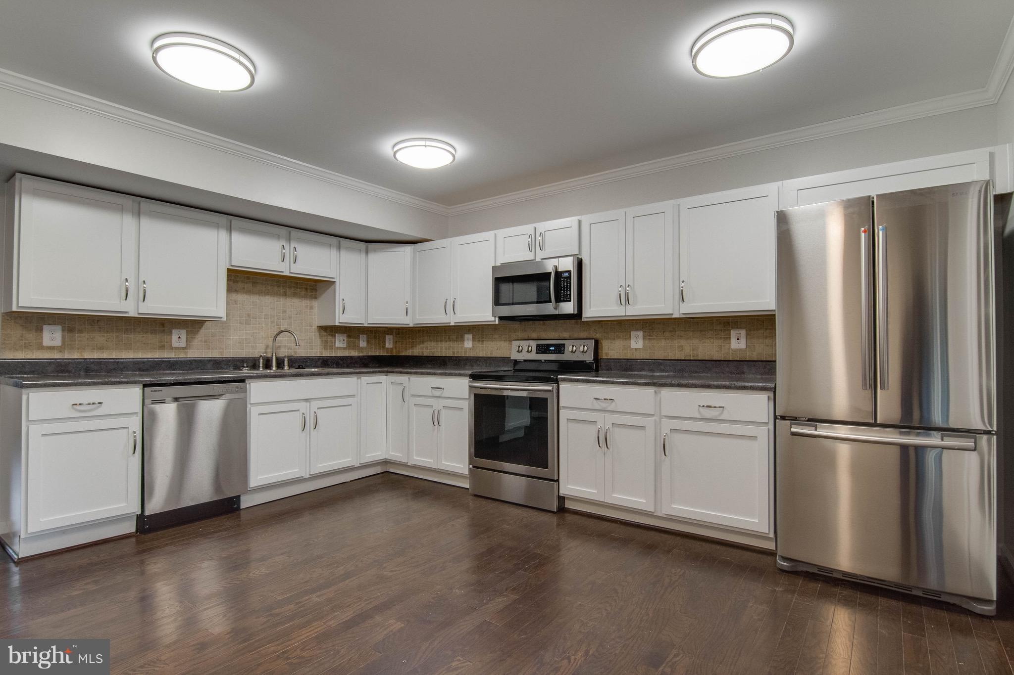 GEORGETOWN VILLAGE - Residential