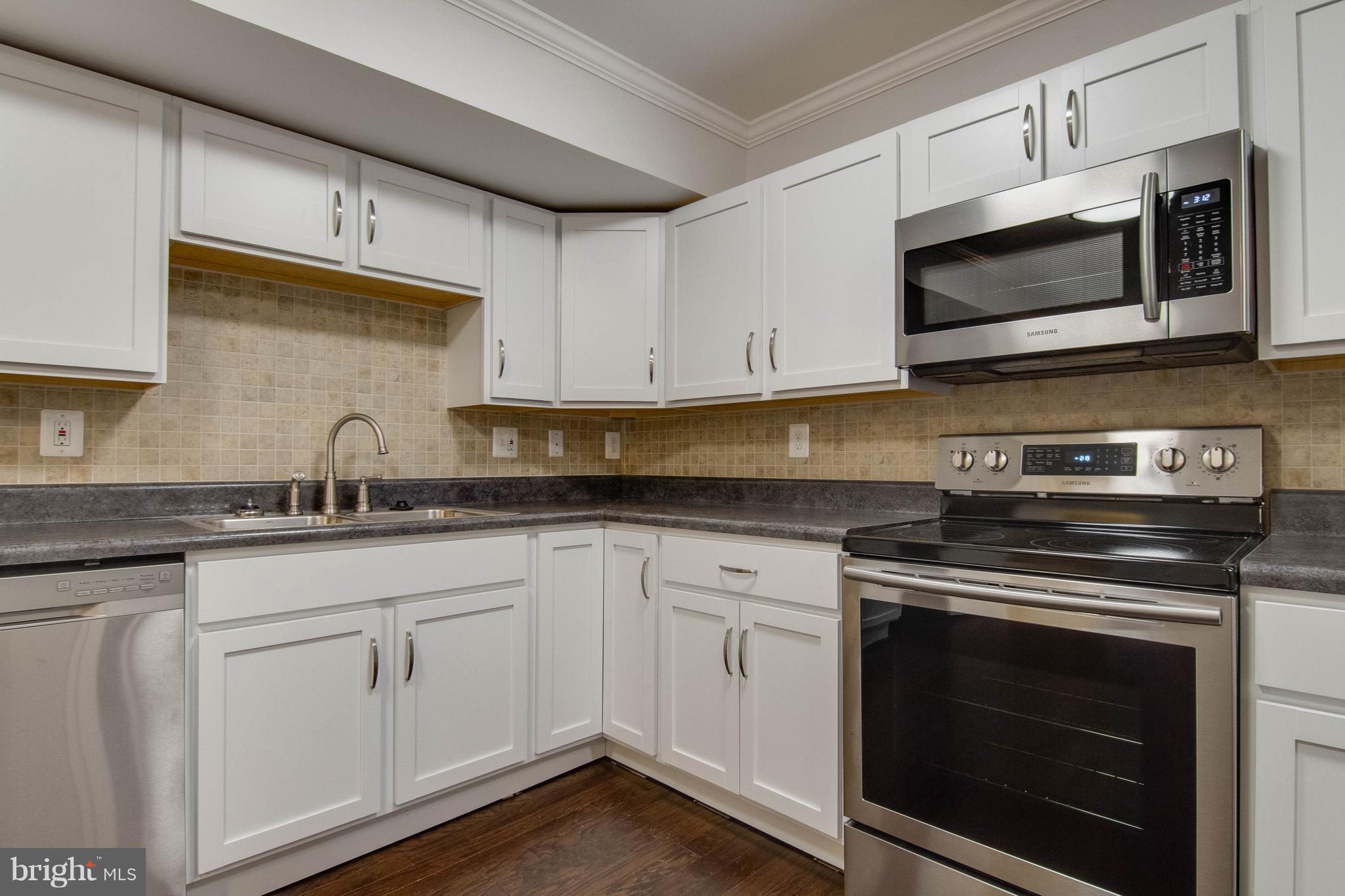 GEORGETOWN VILLAGE - Residential