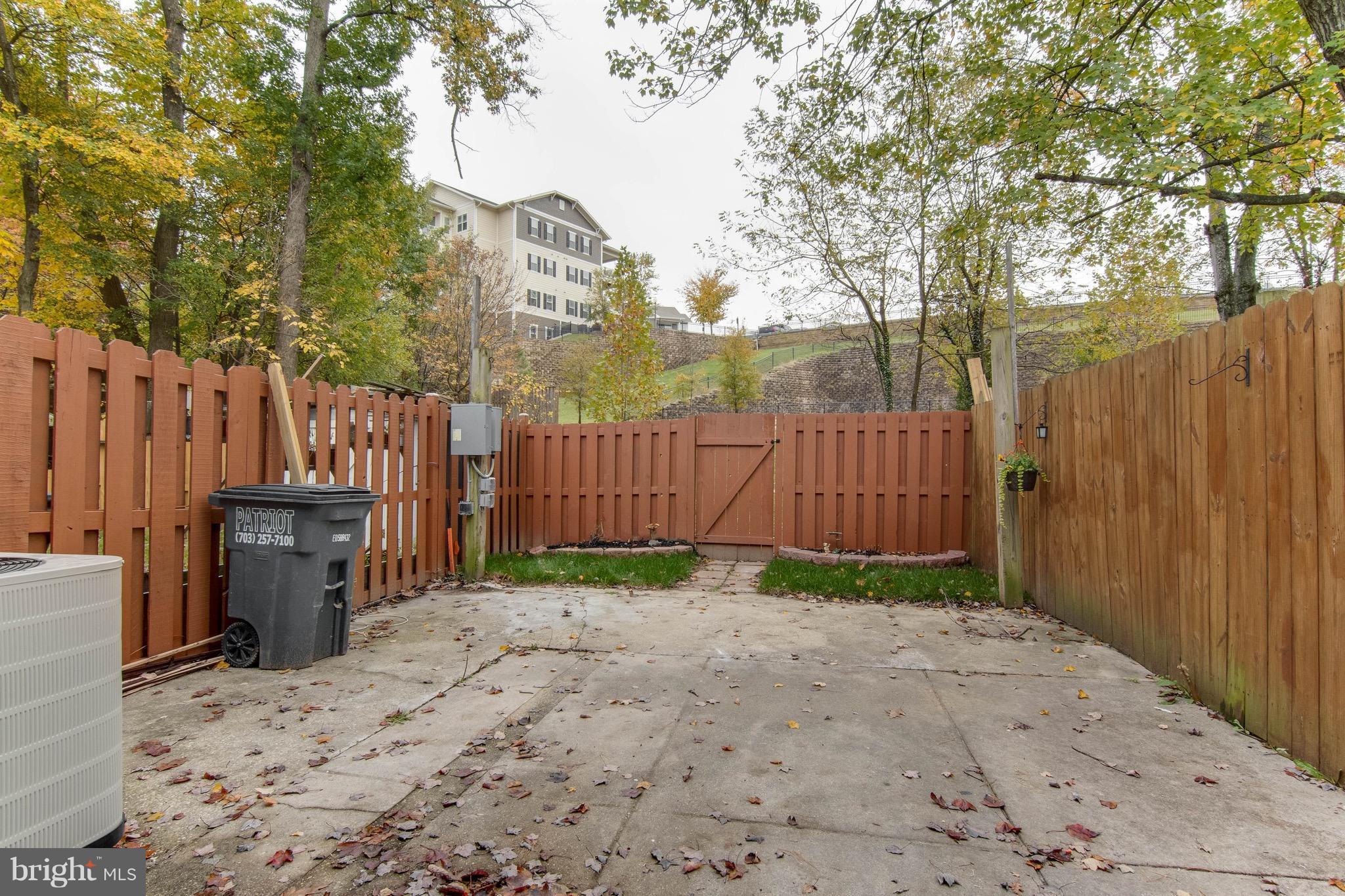 GEORGETOWN VILLAGE - Residential