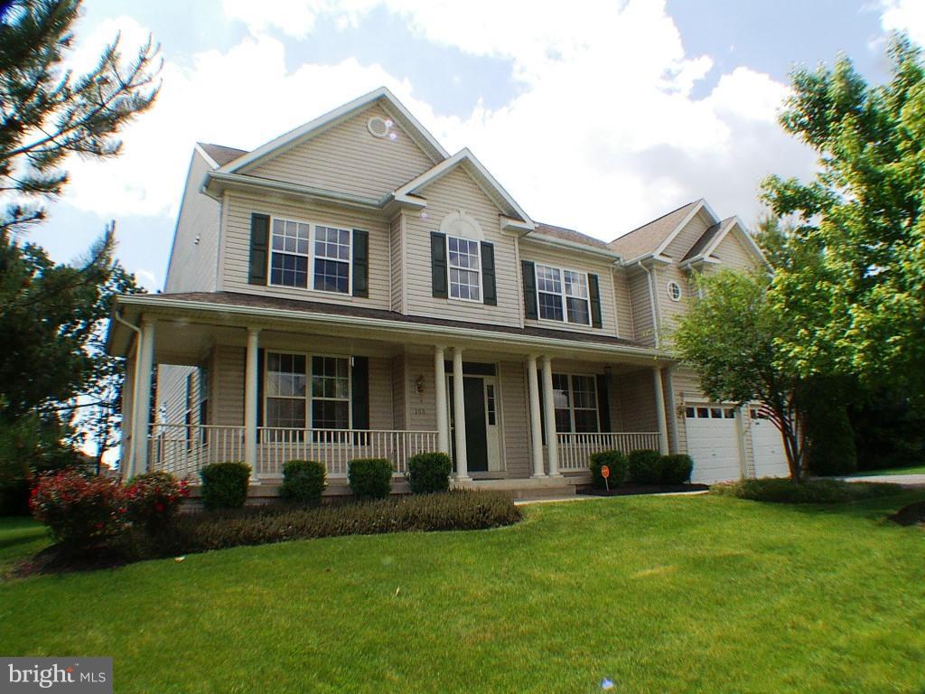 FIELDSTONE - Residential