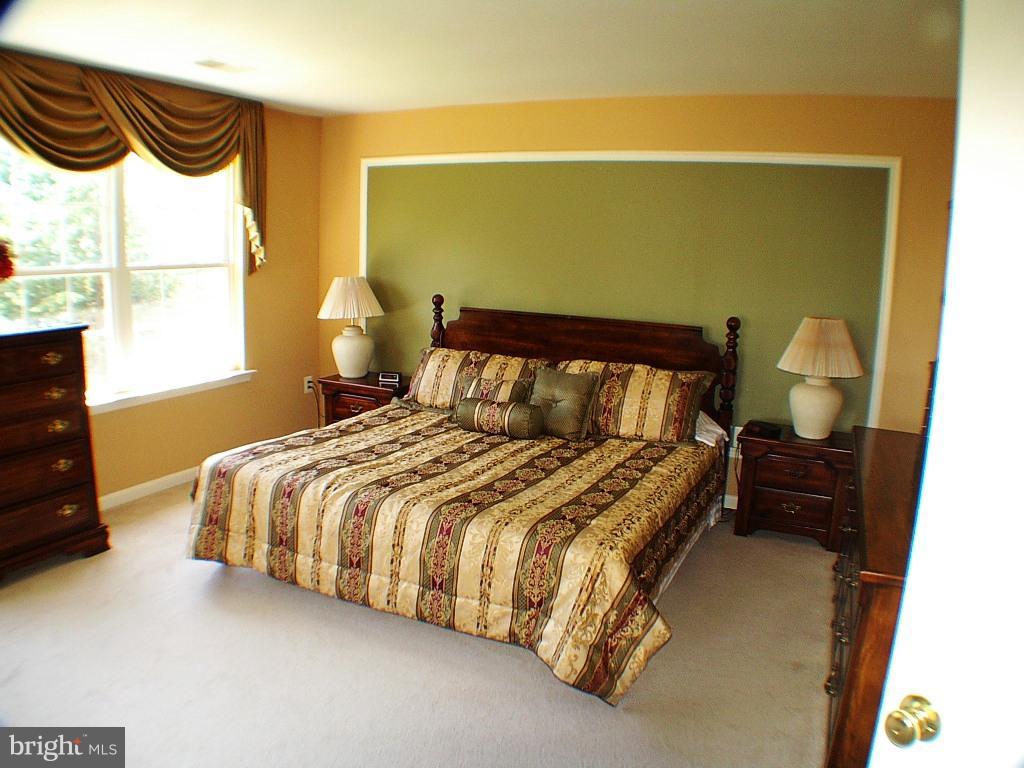 FIELDSTONE - Residential