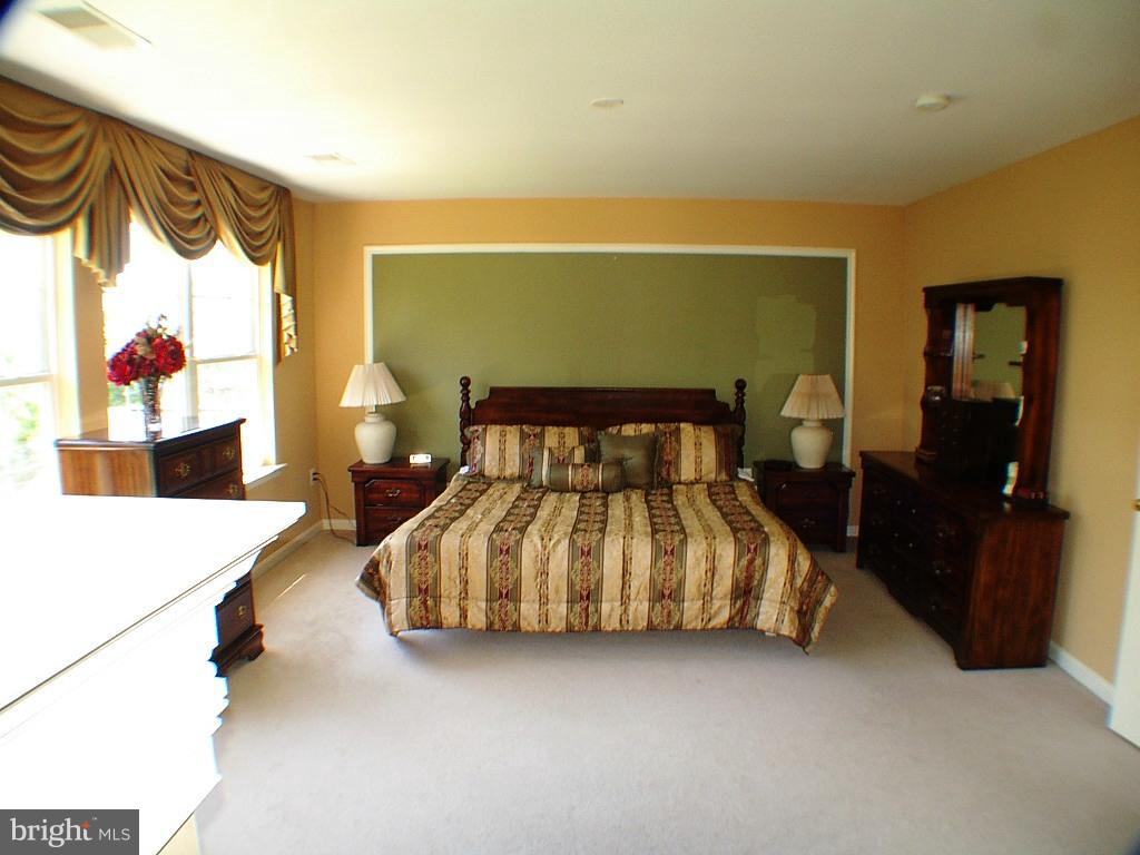 FIELDSTONE - Residential