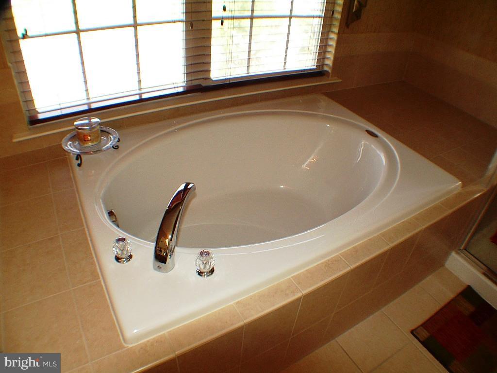 FIELDSTONE - Residential