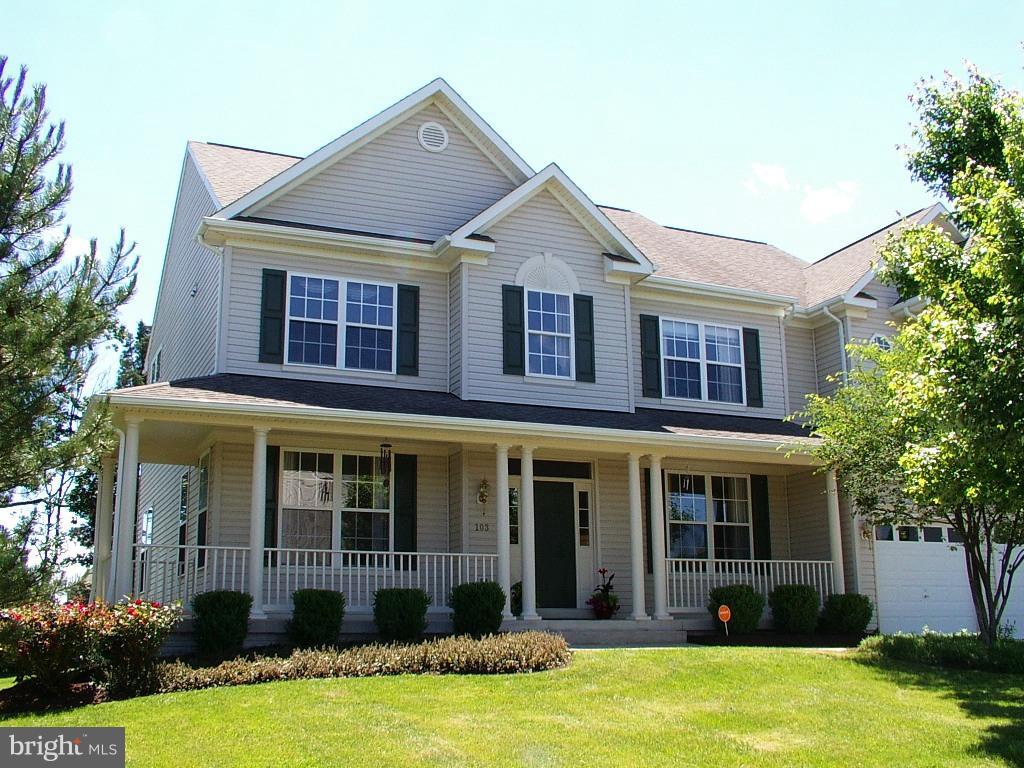 FIELDSTONE - Residential